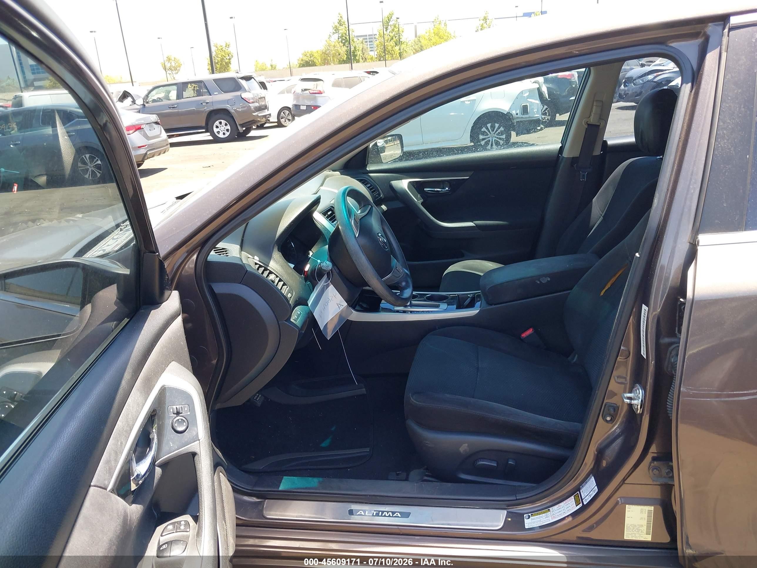2014 Nissan Altima 2.5 S Brown vin: 1N4AL3AP9EN205115