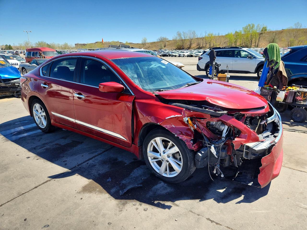 2014 Nissan Altima 2.5/s/sv/sl Red vin: 1N4AL3AP9EN210122