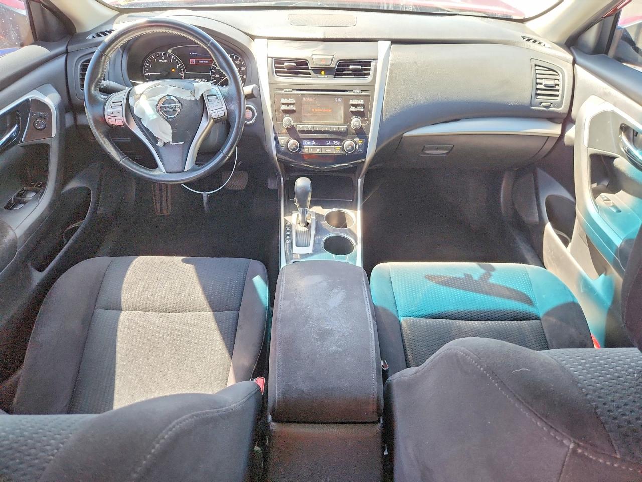2014 Nissan Altima 2.5/s/sv/sl Red vin: 1N4AL3AP9EN210122