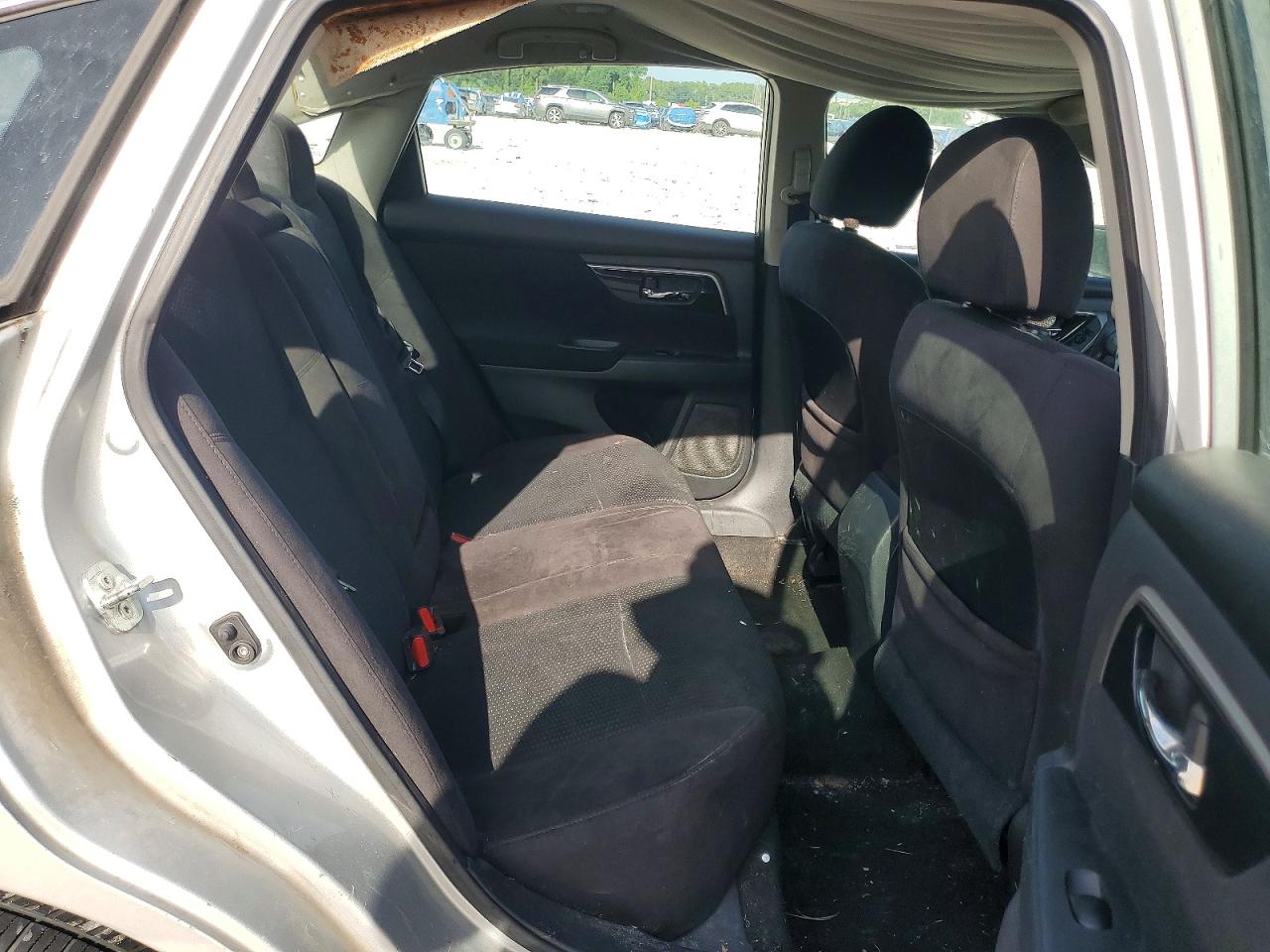 2014 Nissan Altima 2.5/s/sv/sl Silver vin: 1N4AL3AP9EN211769