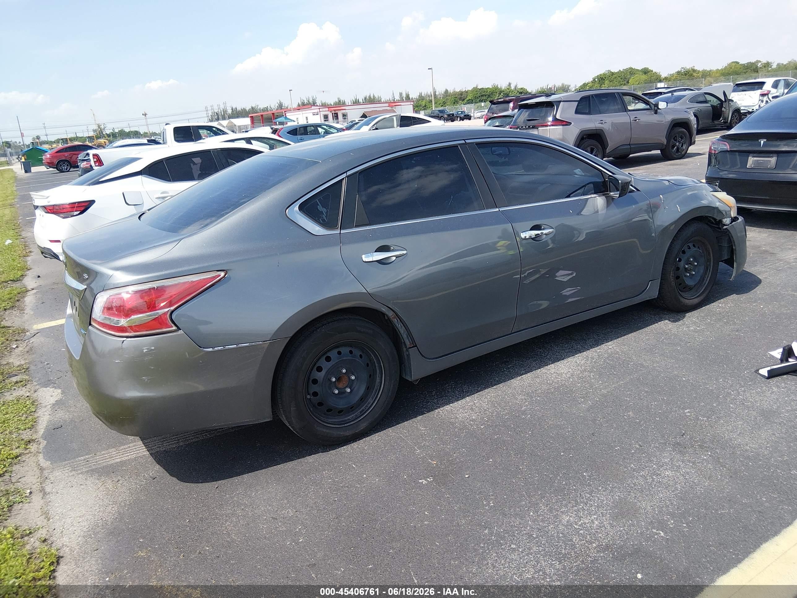 2014 Nissan Altima 2.5 S Gray vin: 1N4AL3AP9EN219483