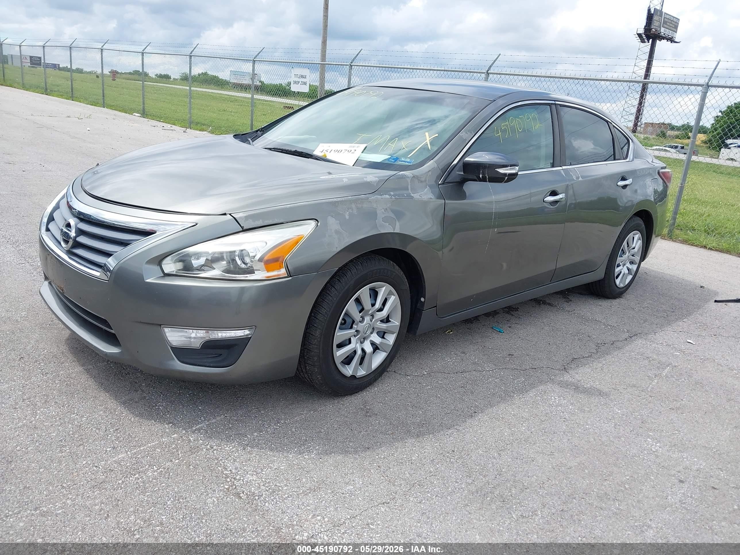 2014 Nissan Altima 2.5 S Gray vin: 1N4AL3AP9EN226871