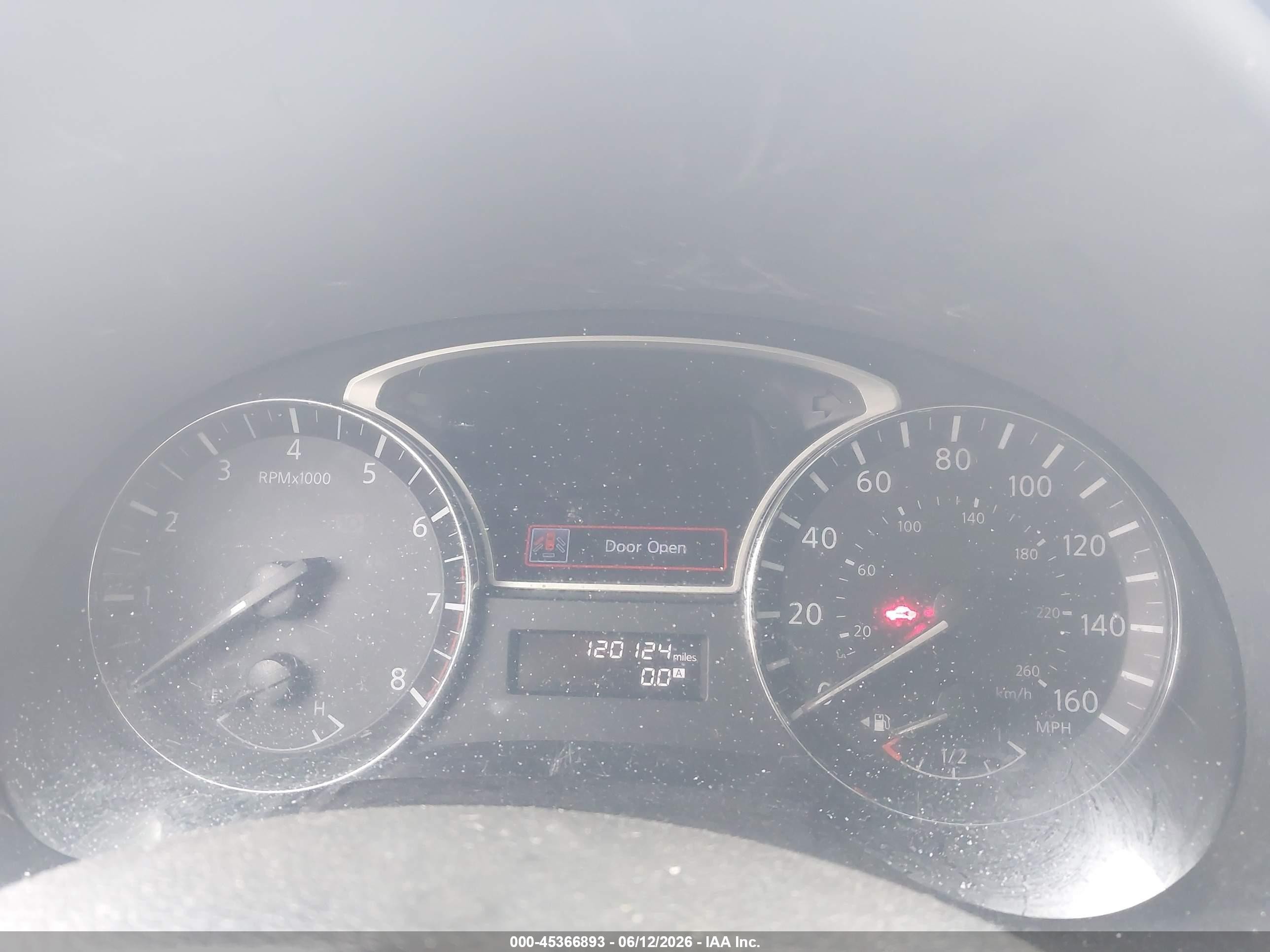 2014 Nissan Altima 2.5 Sv Серебряный vin: 1N4AL3AP9EN247641