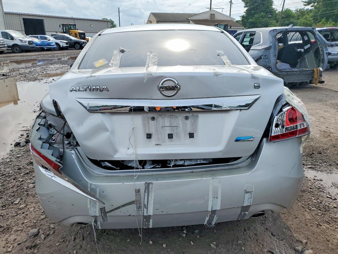 2014 Nissan Altima 2.5 S Silver vin: 1N4AL3AP9EN253231