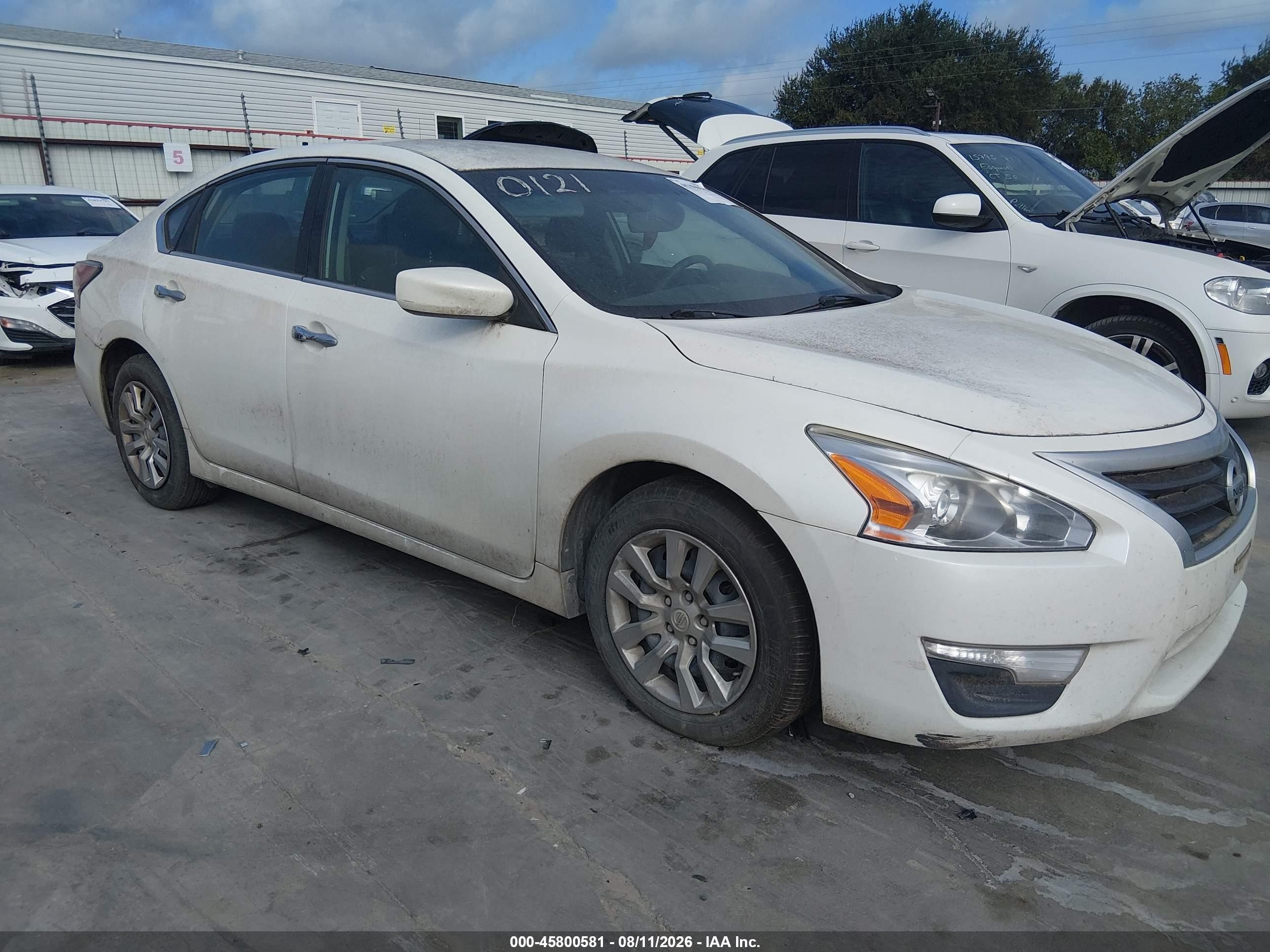 2014 Nissan Altima 2.5 S White vin: 1N4AL3AP9EN254458