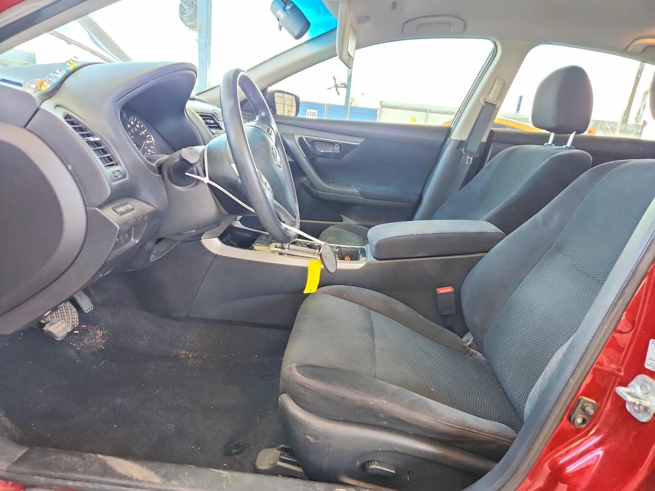 2014 Nissan Altima 2.5 S Red vin: 1N4AL3AP9EN259952