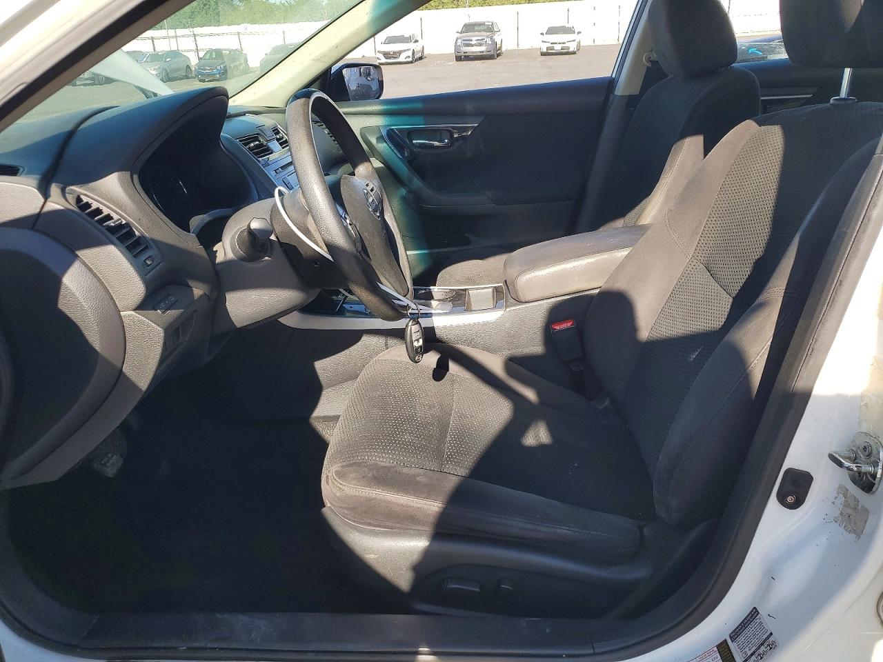 2014 Nissan Altima 2.5 S White vin: 1N4AL3AP9EN343401