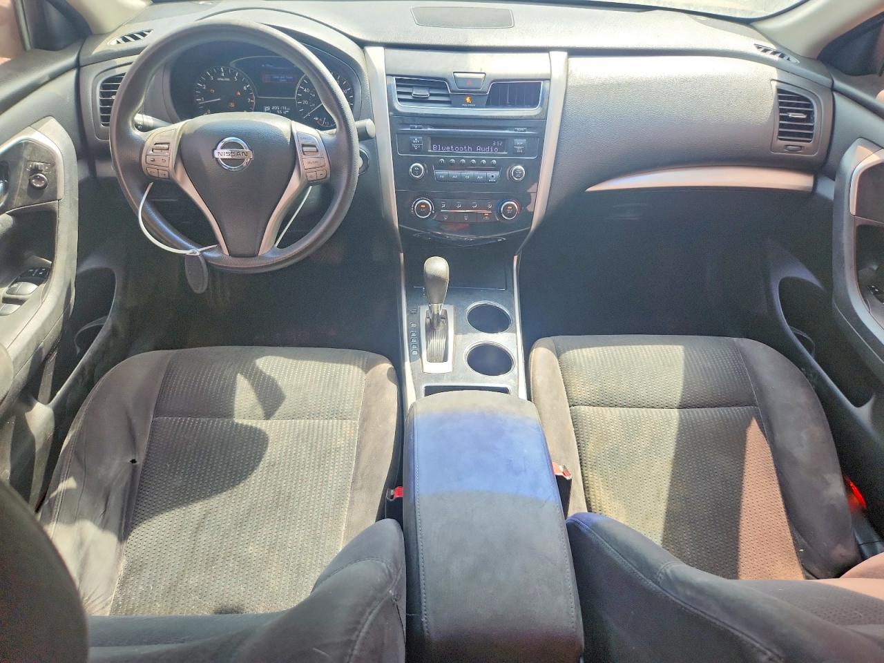 2014 Nissan Altima 2.5 S Red vin: 1N4AL3AP9EN350249