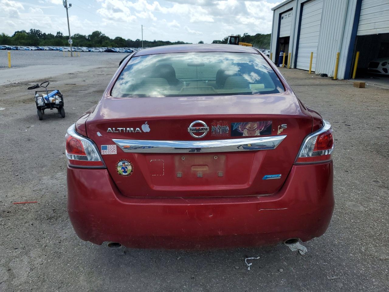 2014 Nissan Altima 2.5 S Red vin: 1N4AL3AP9EN351367