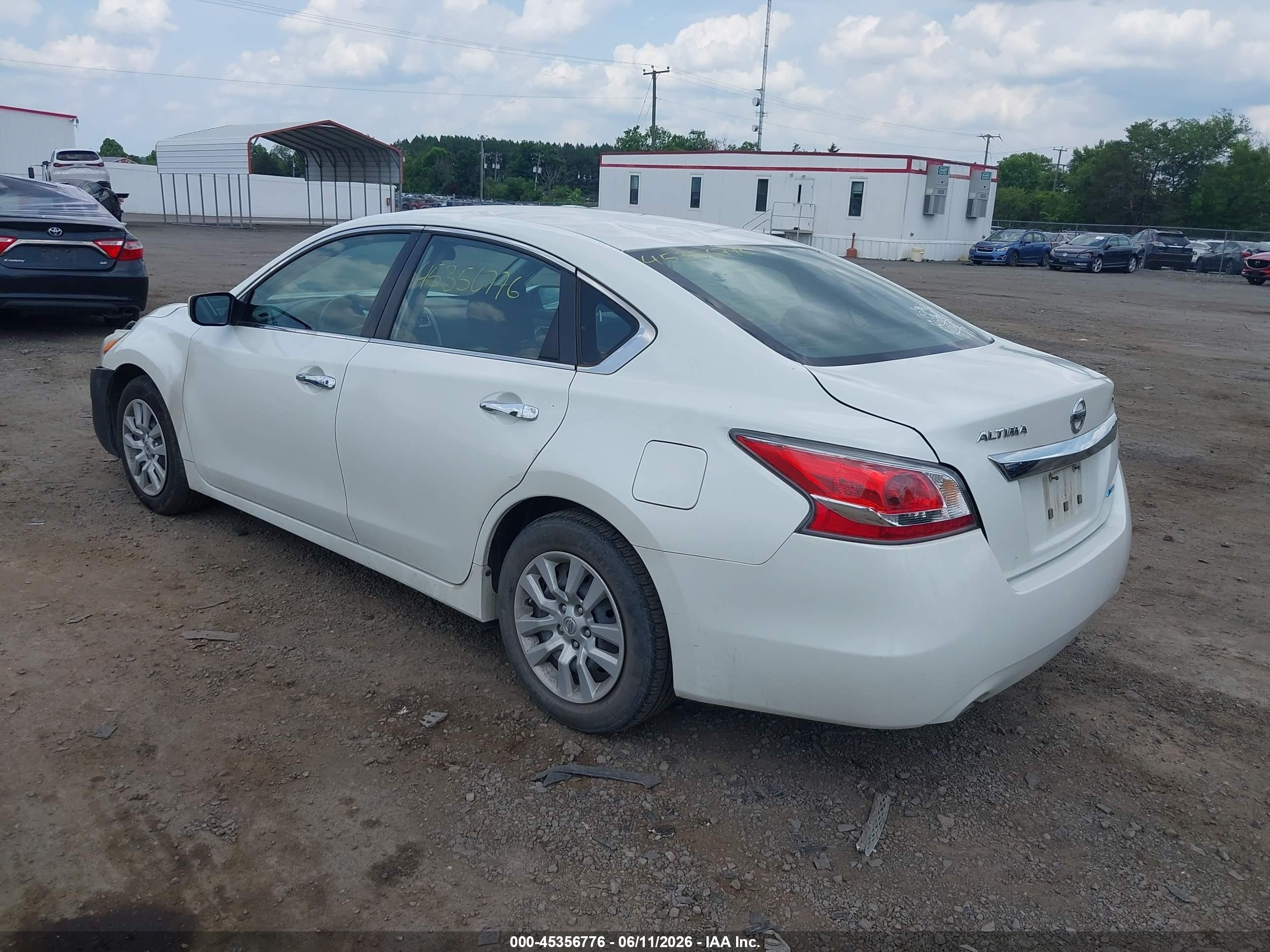 2014 Nissan Altima 2.5/2.5 S/2.5 Sl/2.5 Sv White vin: 1N4AL3AP9EN355189
