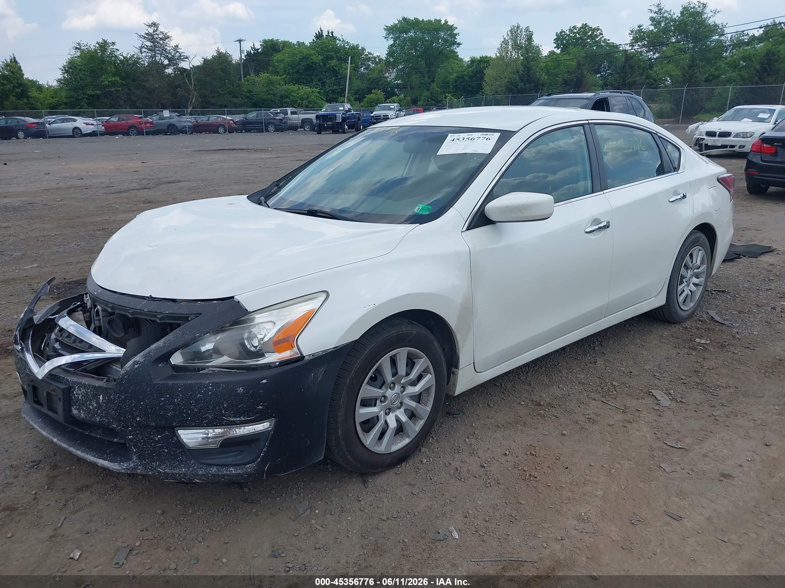 2014 Nissan Altima 2.5/2.5 S/2.5 Sl/2.5 Sv White vin: 1N4AL3AP9EN355189