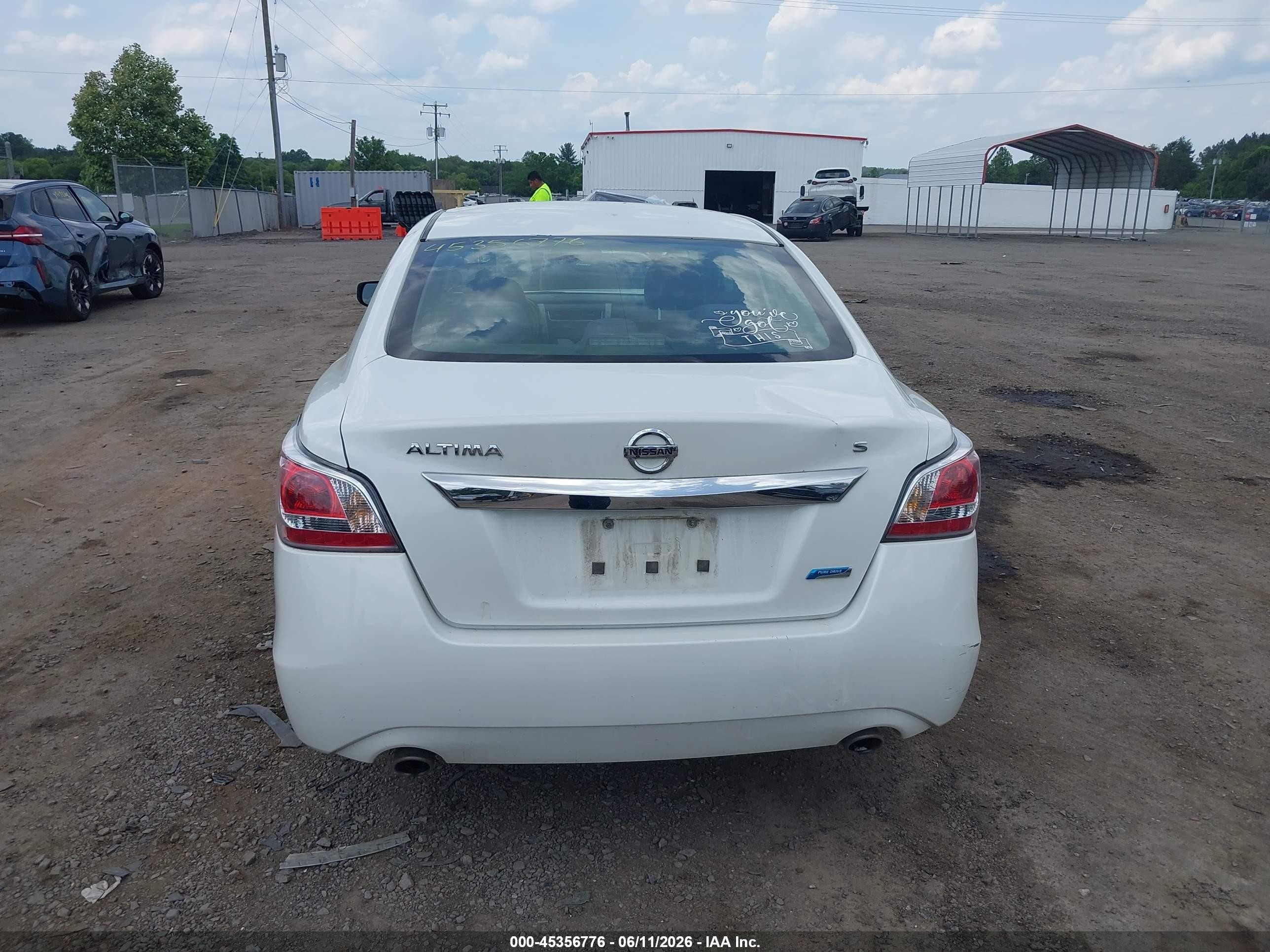 2014 Nissan Altima 2.5/2.5 S/2.5 Sl/2.5 Sv White vin: 1N4AL3AP9EN355189