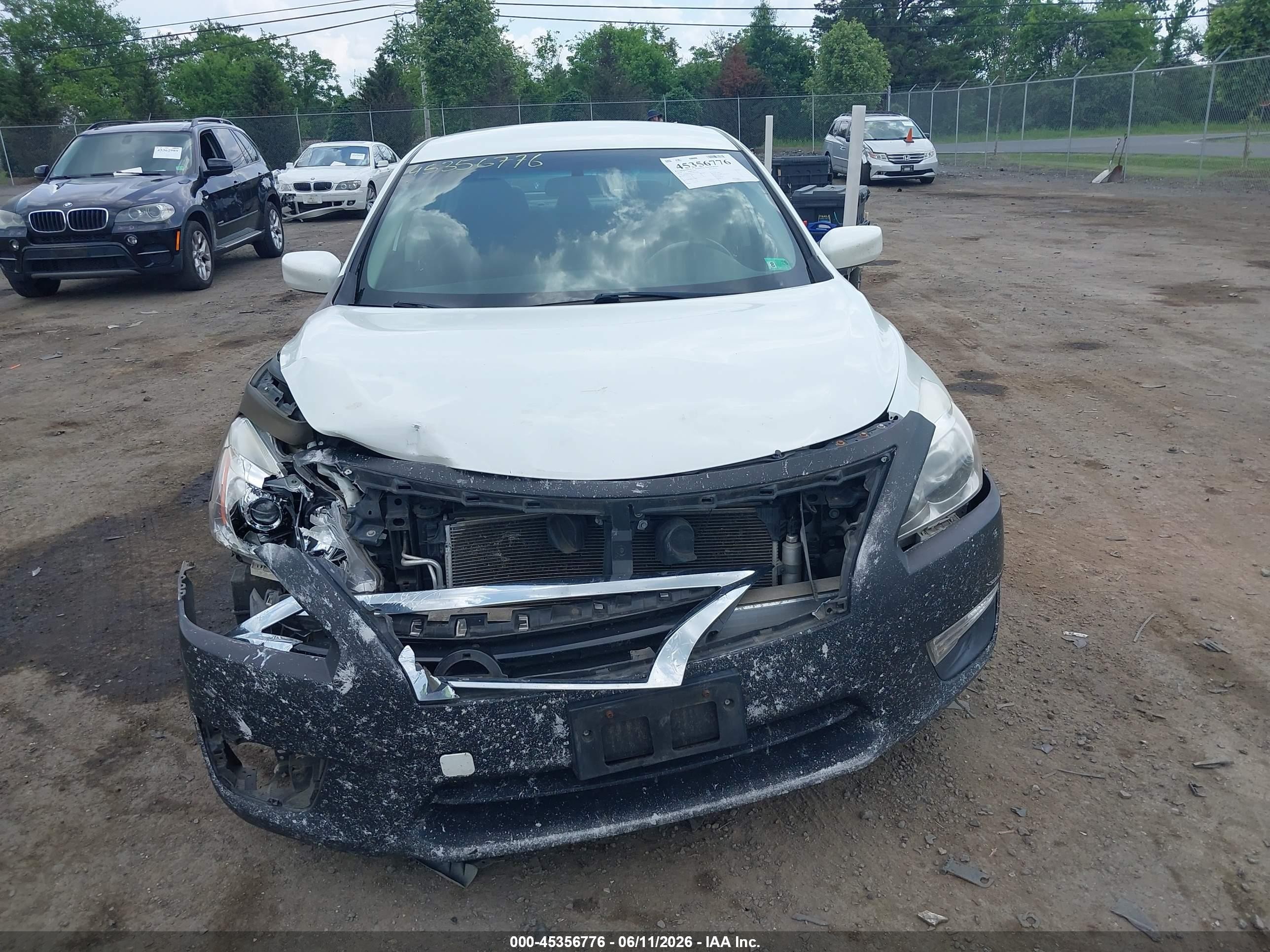 2014 Nissan Altima 2.5/2.5 S/2.5 Sl/2.5 Sv White vin: 1N4AL3AP9EN355189