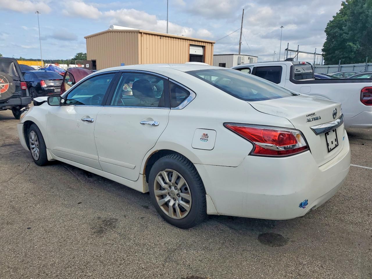 2014 Nissan Altima 2.5 S Белый vin: 1N4AL3AP9EN356942
