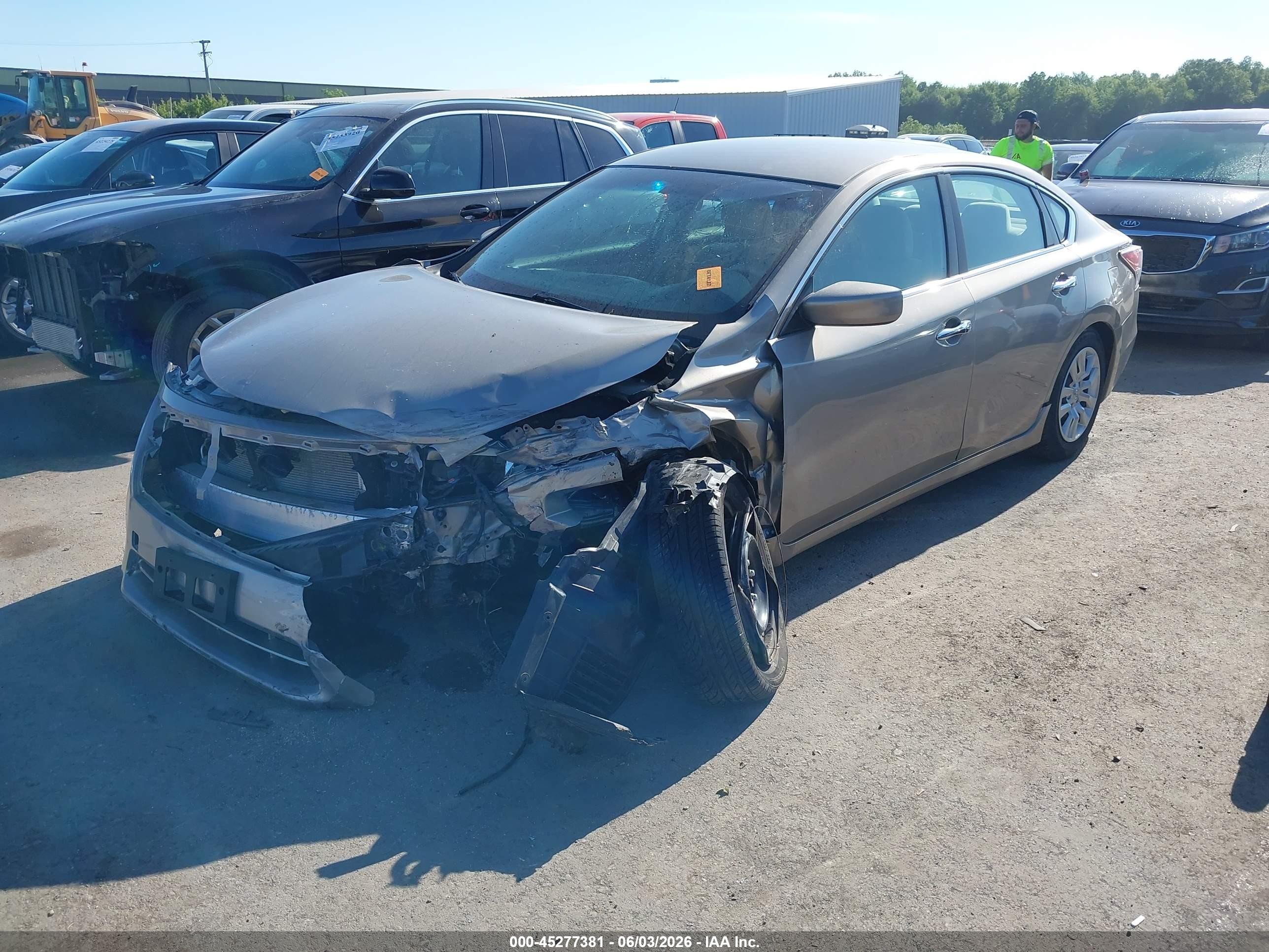 2014 Nissan Altima 2.5 S Бежевый vin: 1N4AL3AP9EN385227