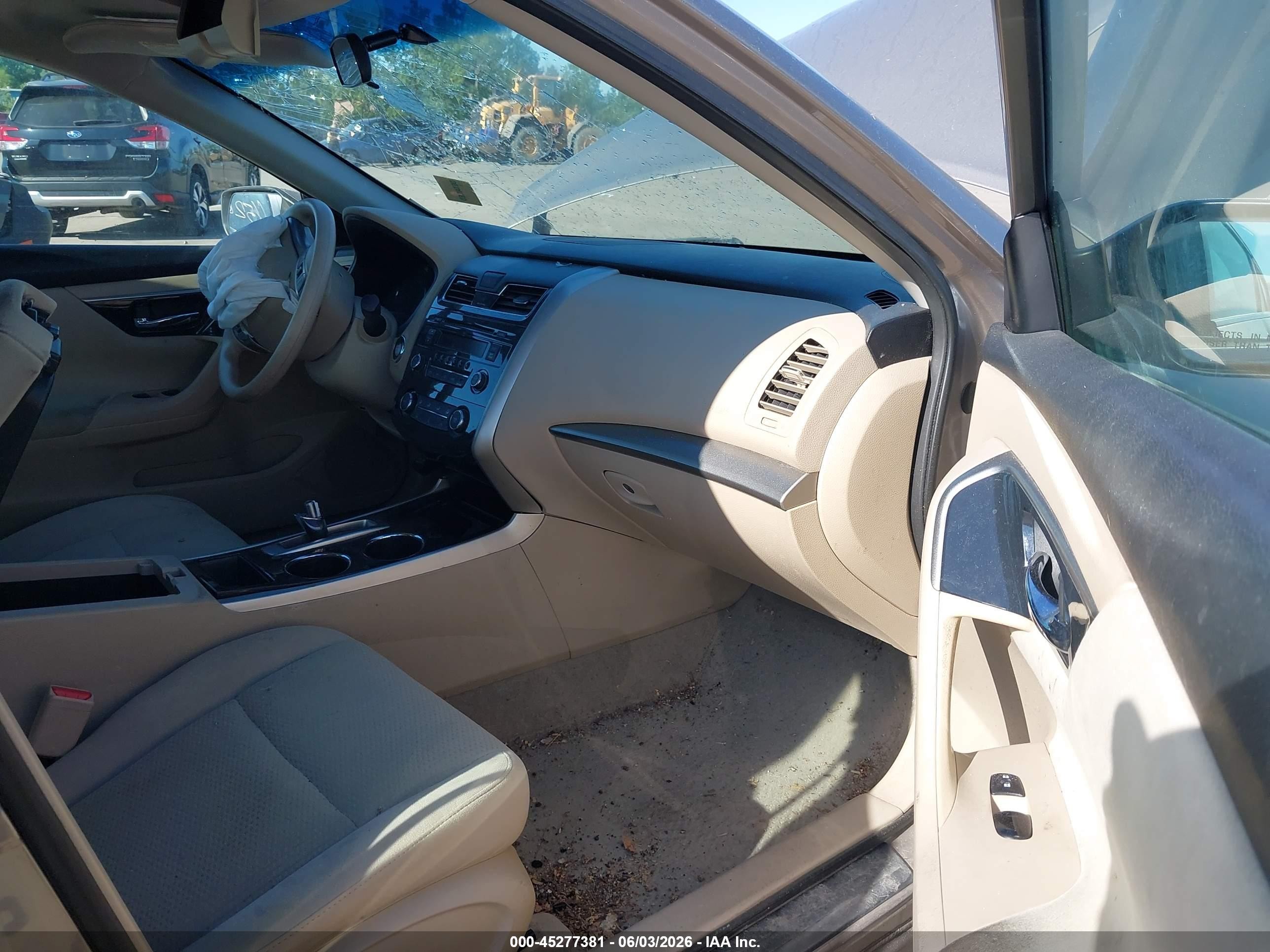 2014 Nissan Altima 2.5 S Бежевый vin: 1N4AL3AP9EN385227