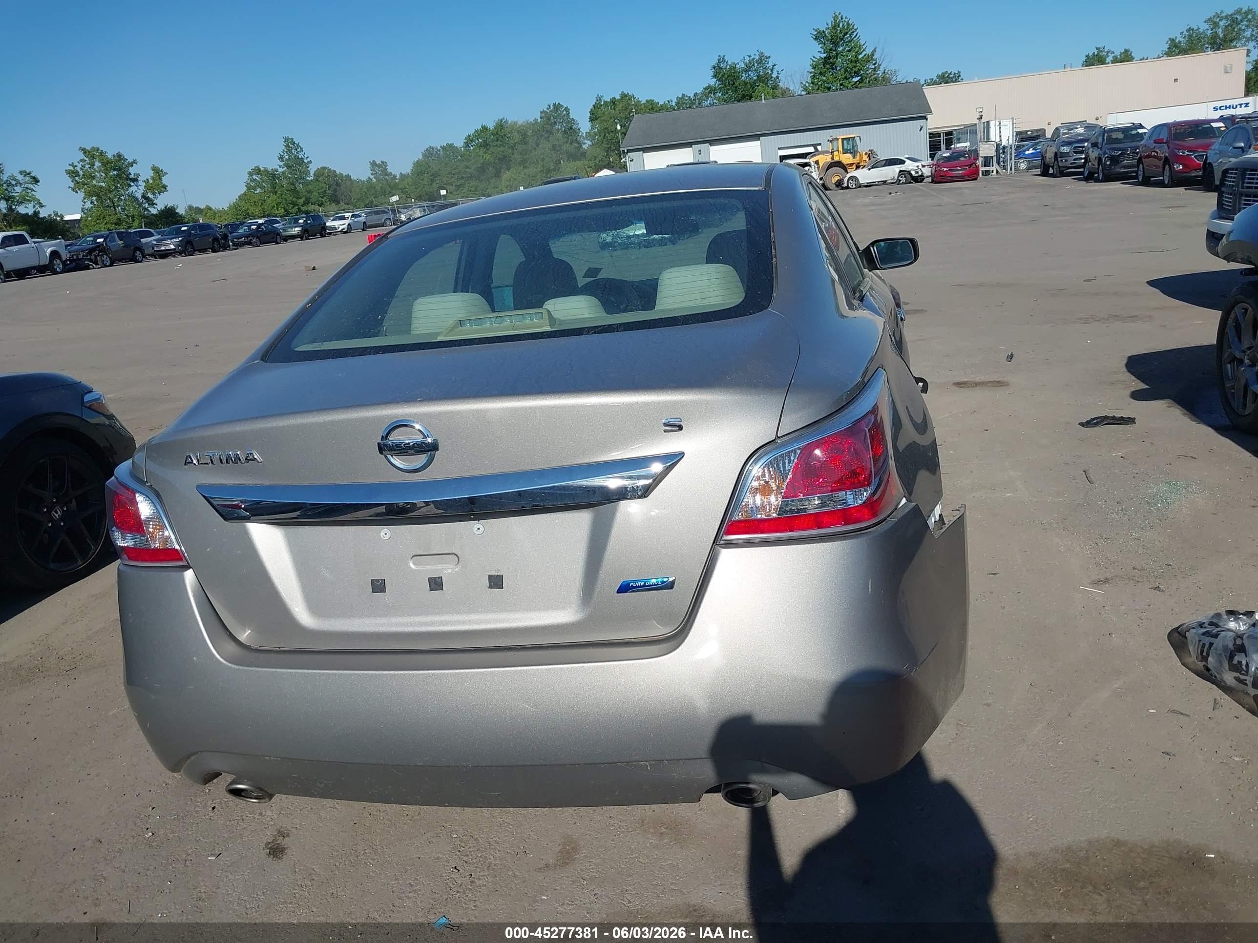 2014 Nissan Altima 2.5 S Бежевый vin: 1N4AL3AP9EN385227