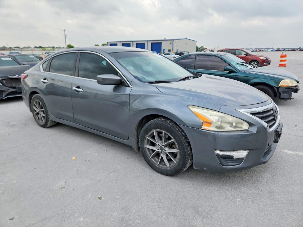 2014 Nissan Altima 2.5 S Gray vin: 1N4AL3AP9EN389178