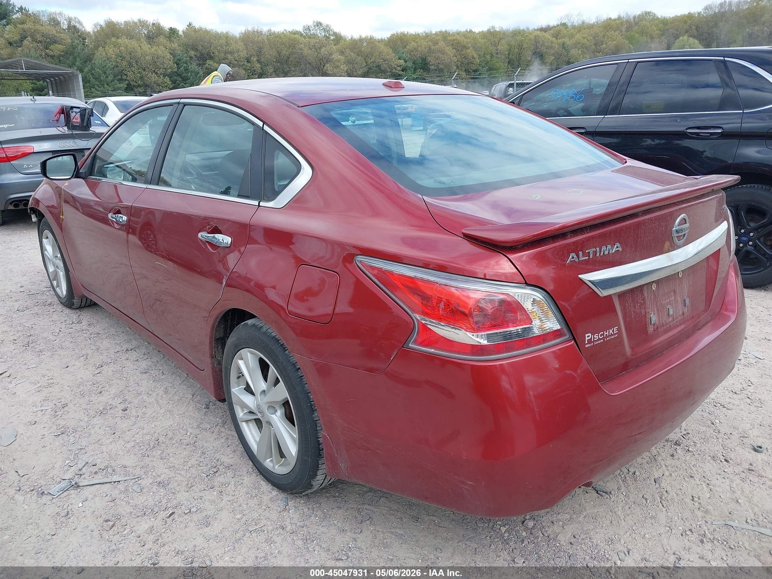 2015 Nissan Altima 2.5 Sv Red vin: 1N4AL3AP9FC101432