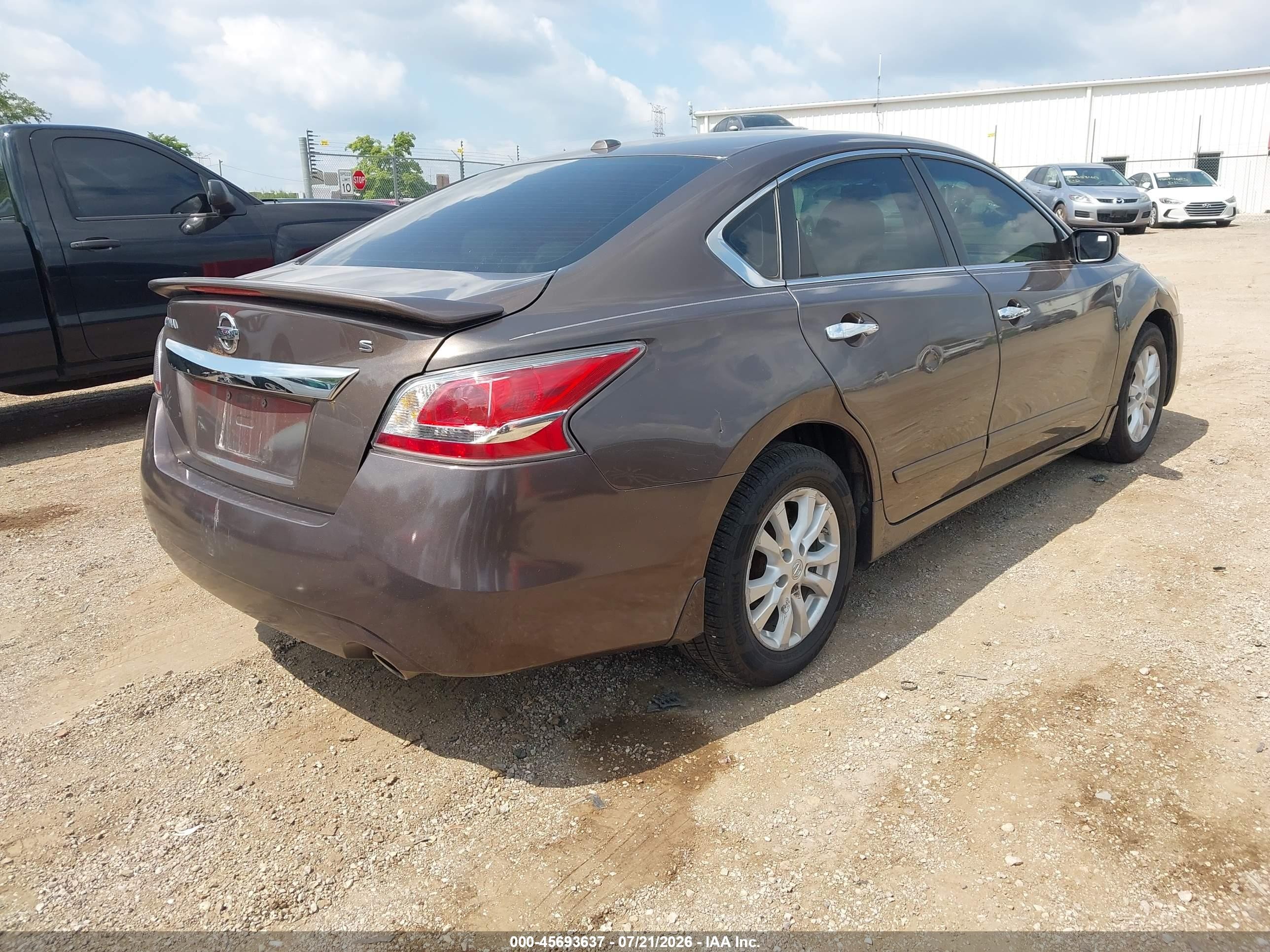 2015 Nissan Altima 2.5 S Gray vin: 1N4AL3AP9FC102189