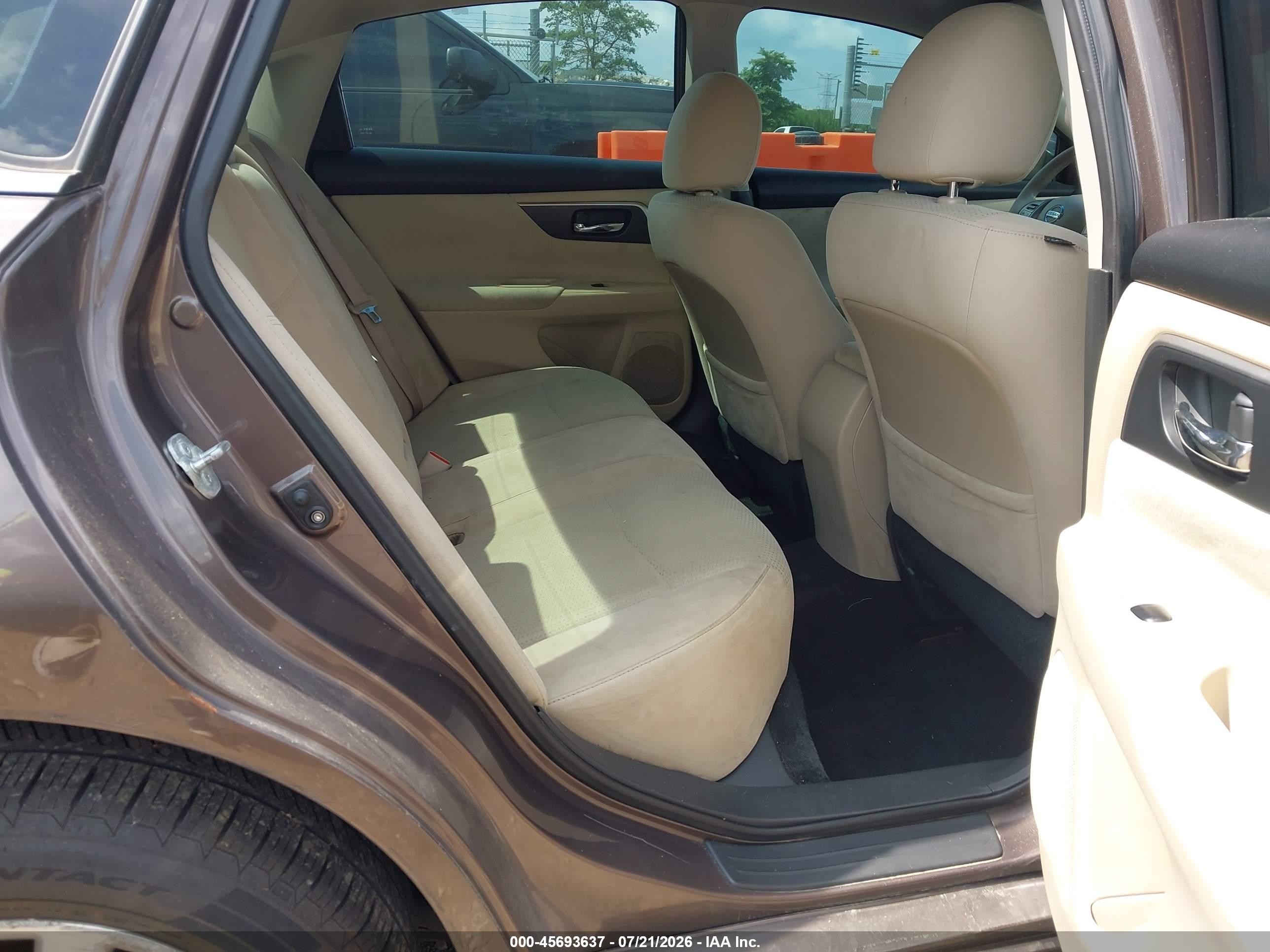 2015 Nissan Altima 2.5 S Gray vin: 1N4AL3AP9FC102189