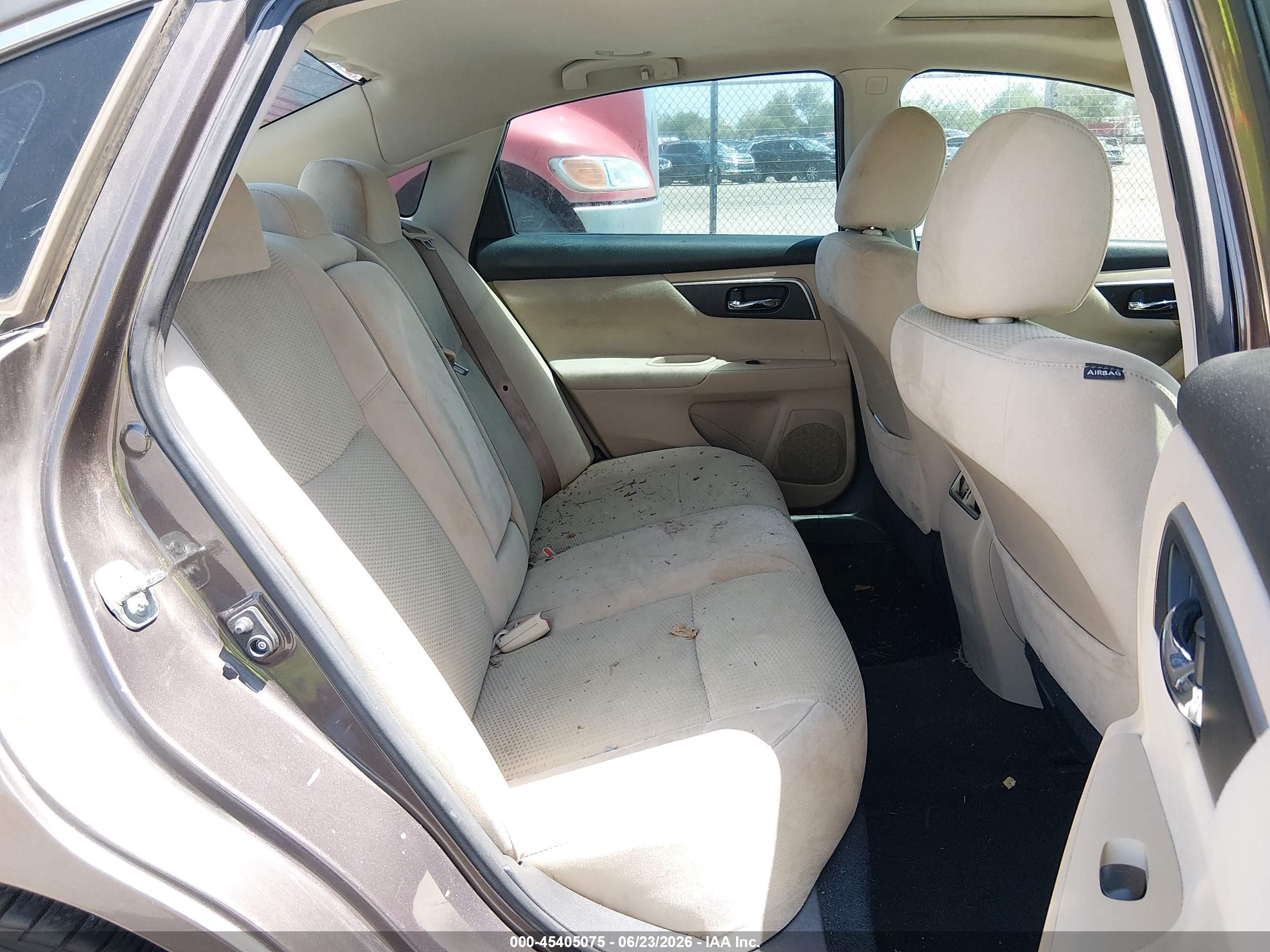 2015 Nissan Altima 2.5 Sv Brown vin: 1N4AL3AP9FC109255