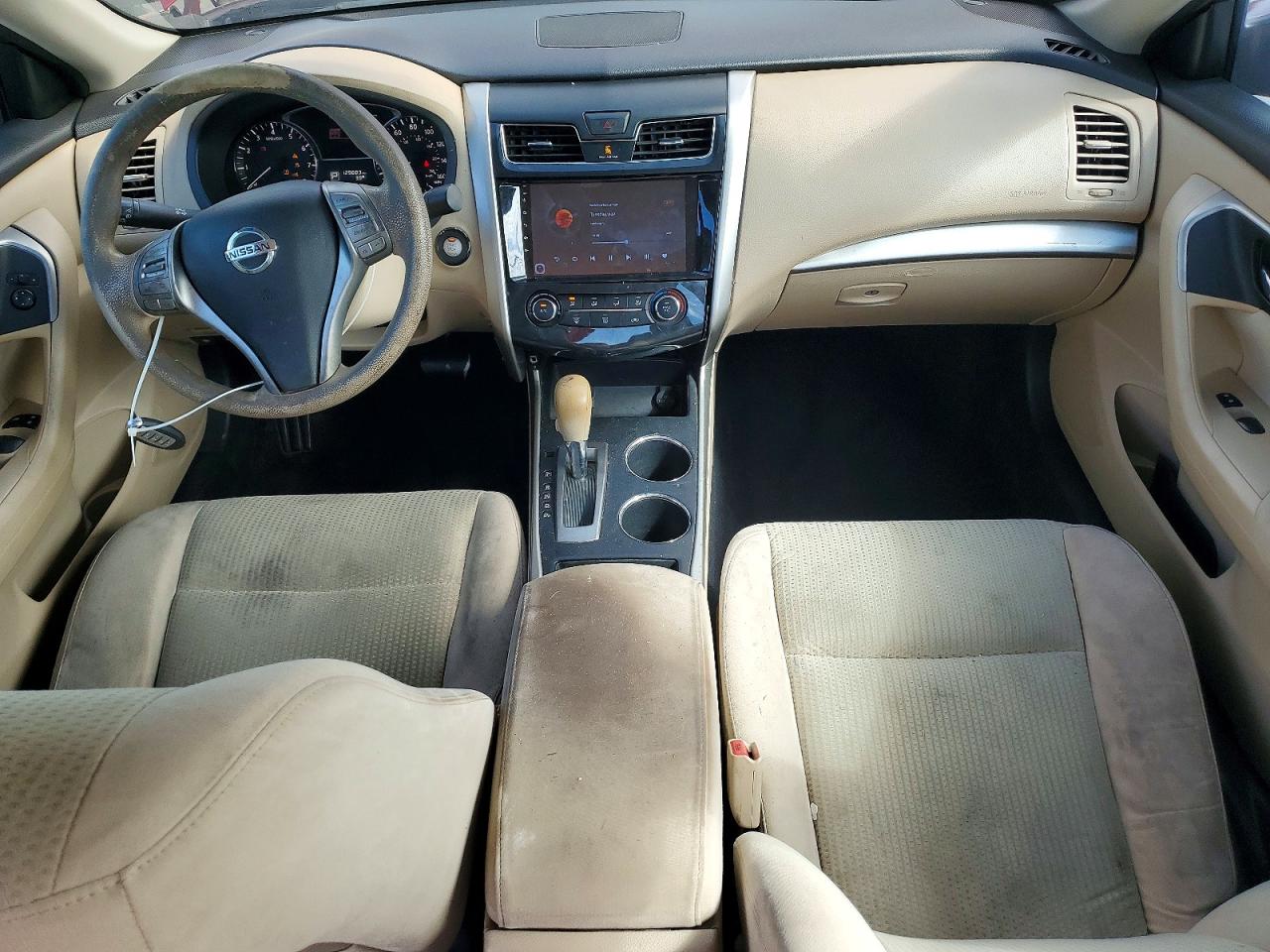 2015 Nissan Altima Burgundy vin: 1N4AL3AP9FC111281
