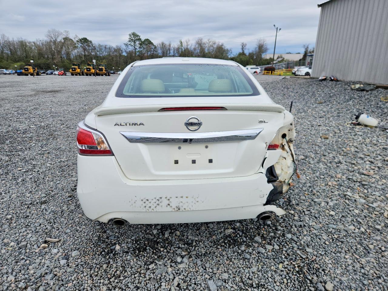 2015 Nissan Altima 2.5 Sl Белый vin: 1N4AL3AP9FC112656