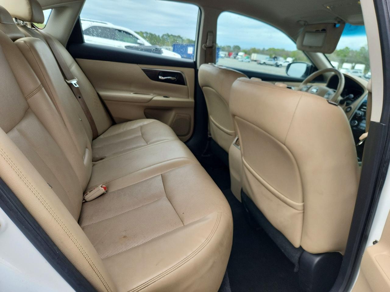 2015 Nissan Altima 2.5 Sl Белый vin: 1N4AL3AP9FC112656
