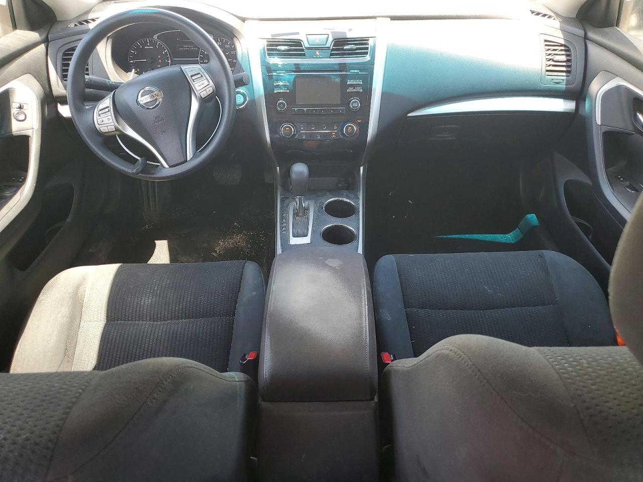 2015 Nissan Altima 2.5 S White vin: 1N4AL3AP9FC113550