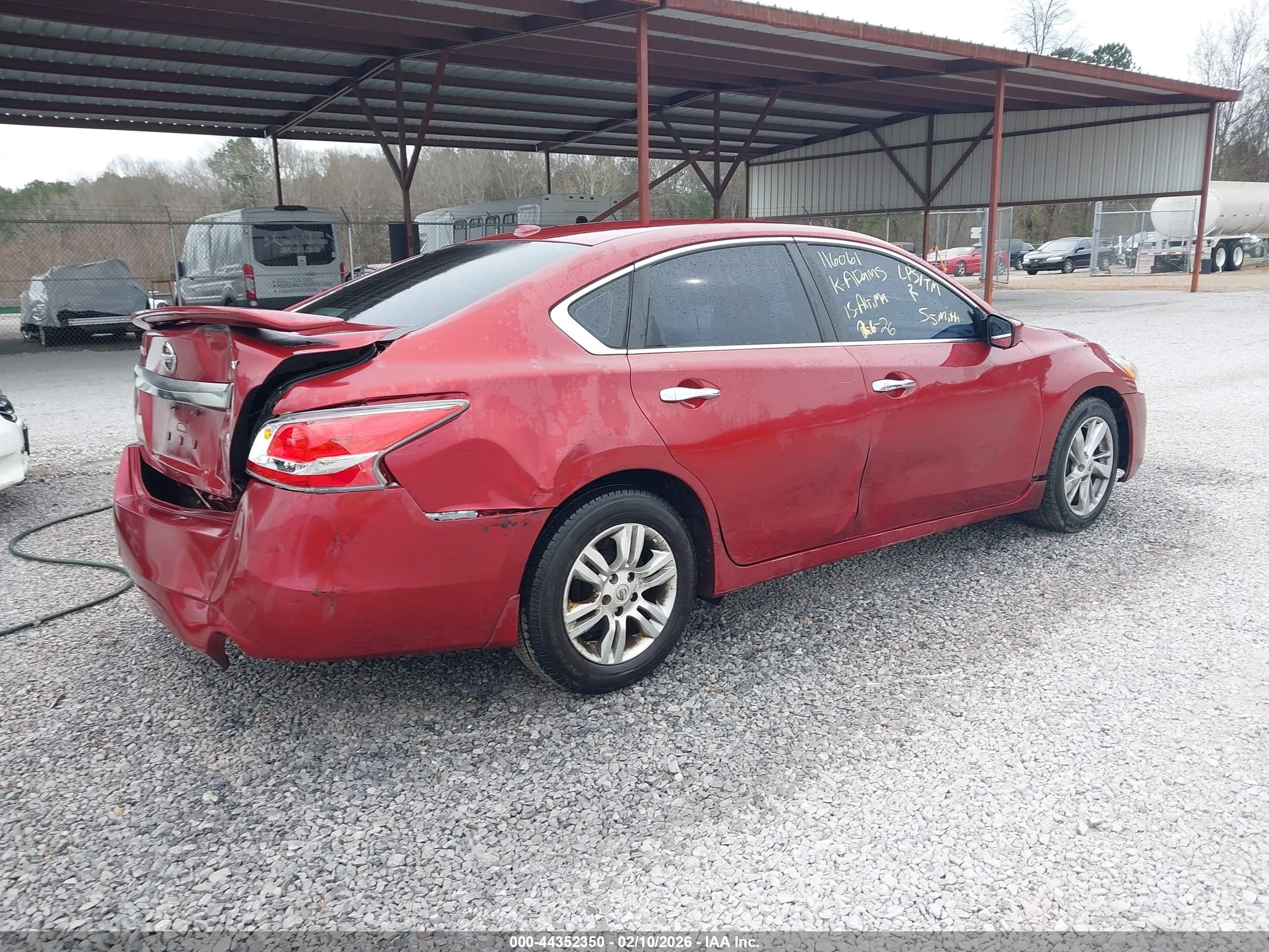 2015 Nissan Altima 2.5 Sv Red vin: 1N4AL3AP9FC116061