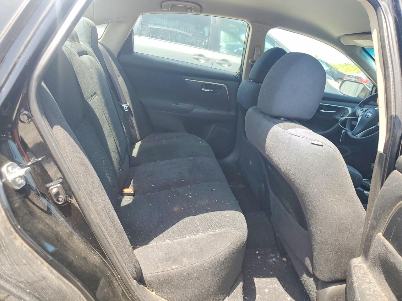 2015 Nissan Altima 2.5 S Black vin: 1N4AL3AP9FC118392