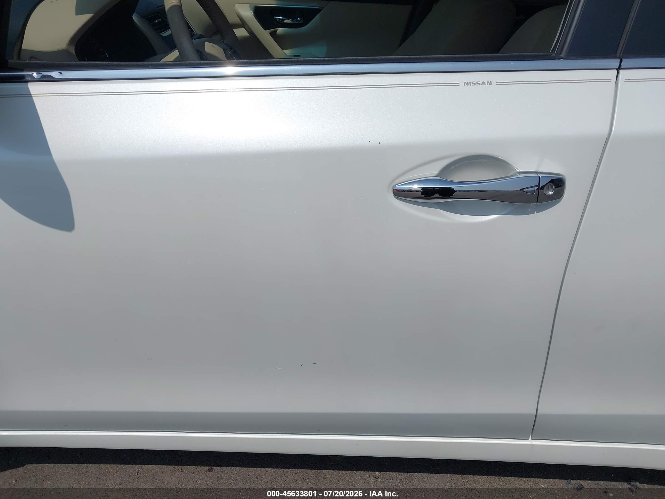 2015 Nissan Altima 2.5 Sv White vin: 1N4AL3AP9FC120191