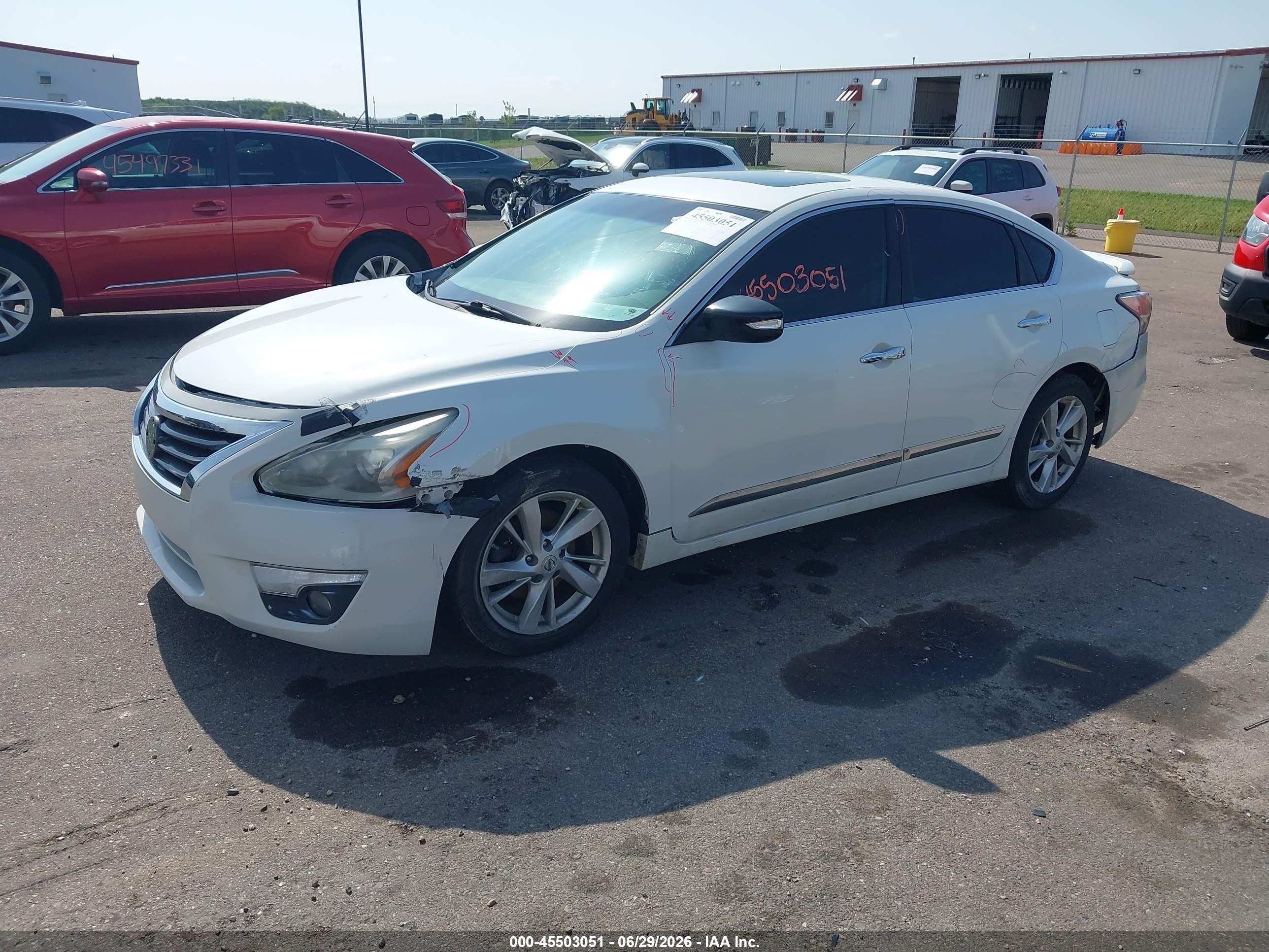 2015 Nissan Altima 2.5 Sv White vin: 1N4AL3AP9FC121275