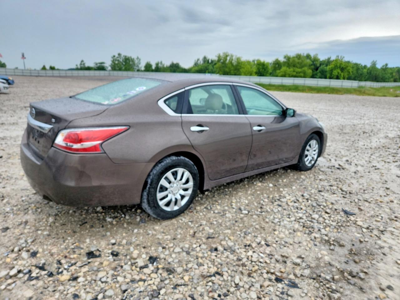 2015 Nissan Altima 2.5 S Brown vin: 1N4AL3AP9FC123074
