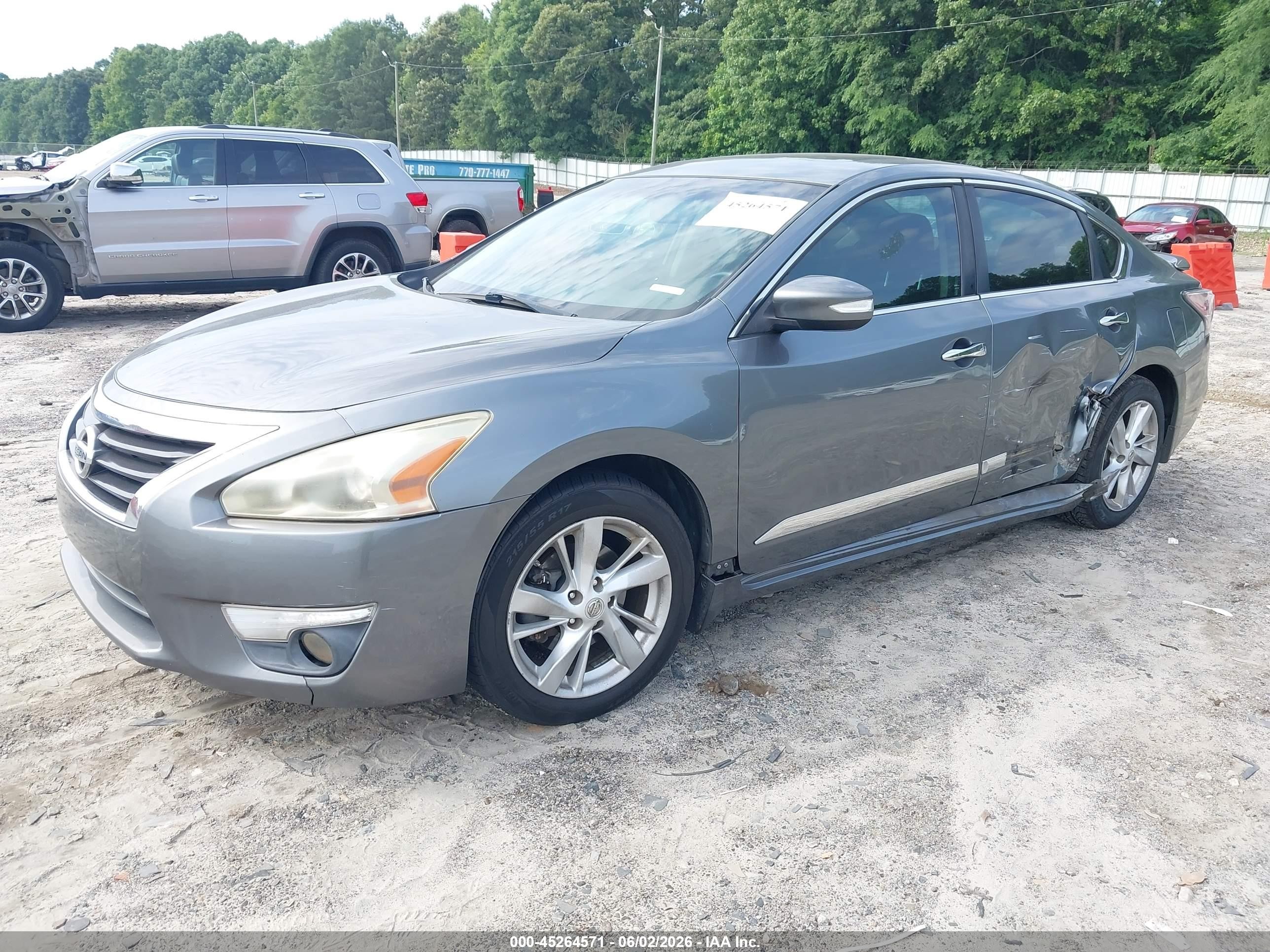 2015 Nissan Altima 2.5 Sv Серый vin: 1N4AL3AP9FC150114