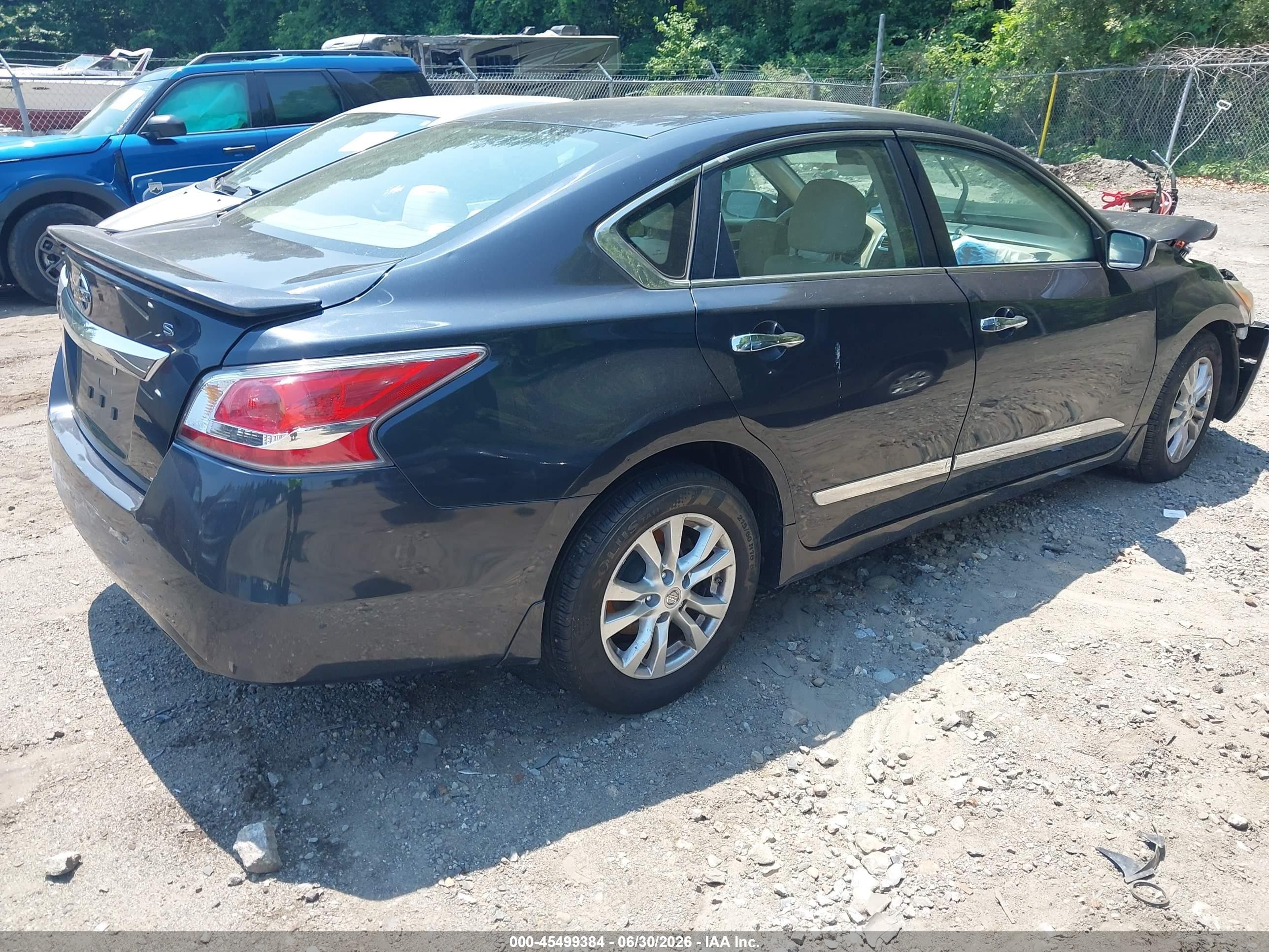 2015 Nissan Altima 2.5 S Серый vin: 1N4AL3AP9FC151165