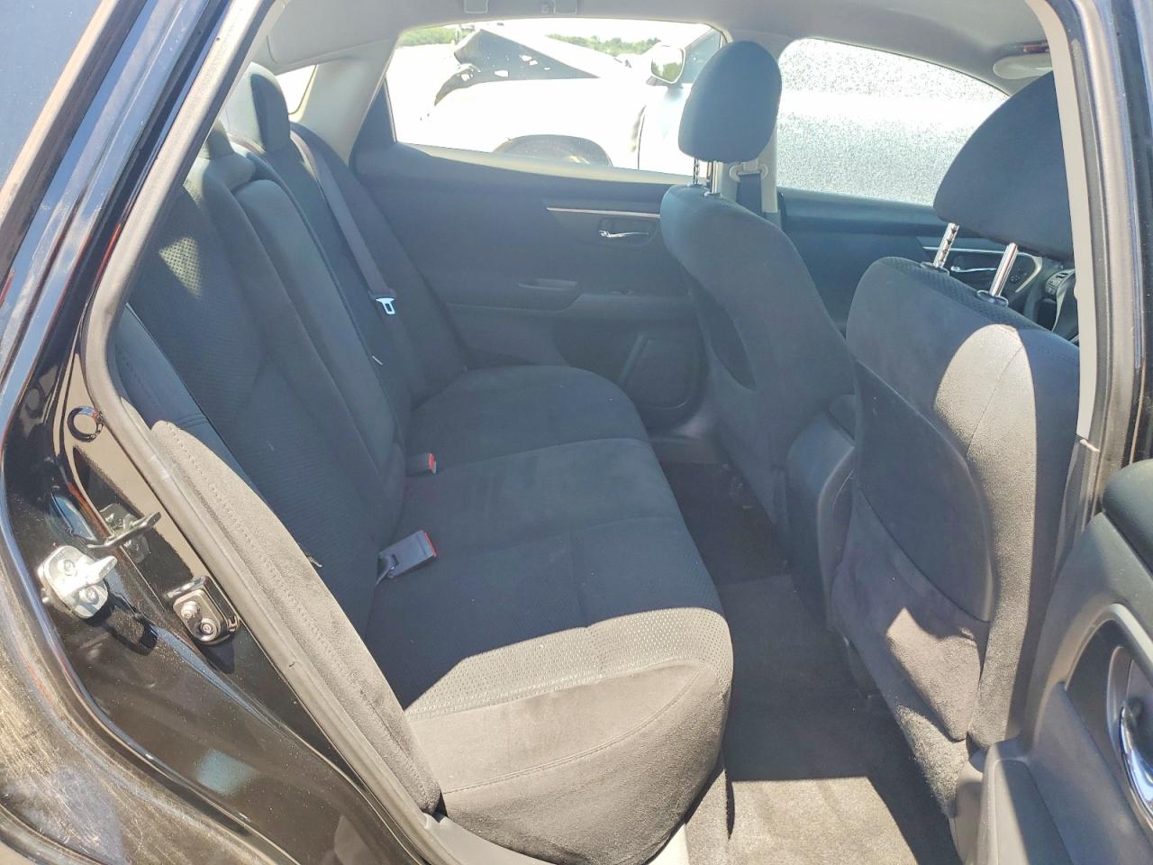 2015 Nissan Altima 2.5 S Black vin: 1N4AL3AP9FC176793