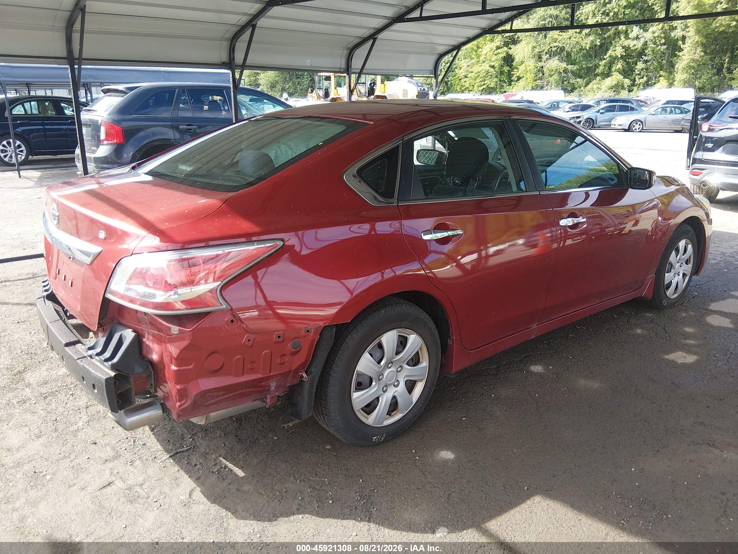 2015 Nissan Altima 2.5 S Red vin: 1N4AL3AP9FC177250