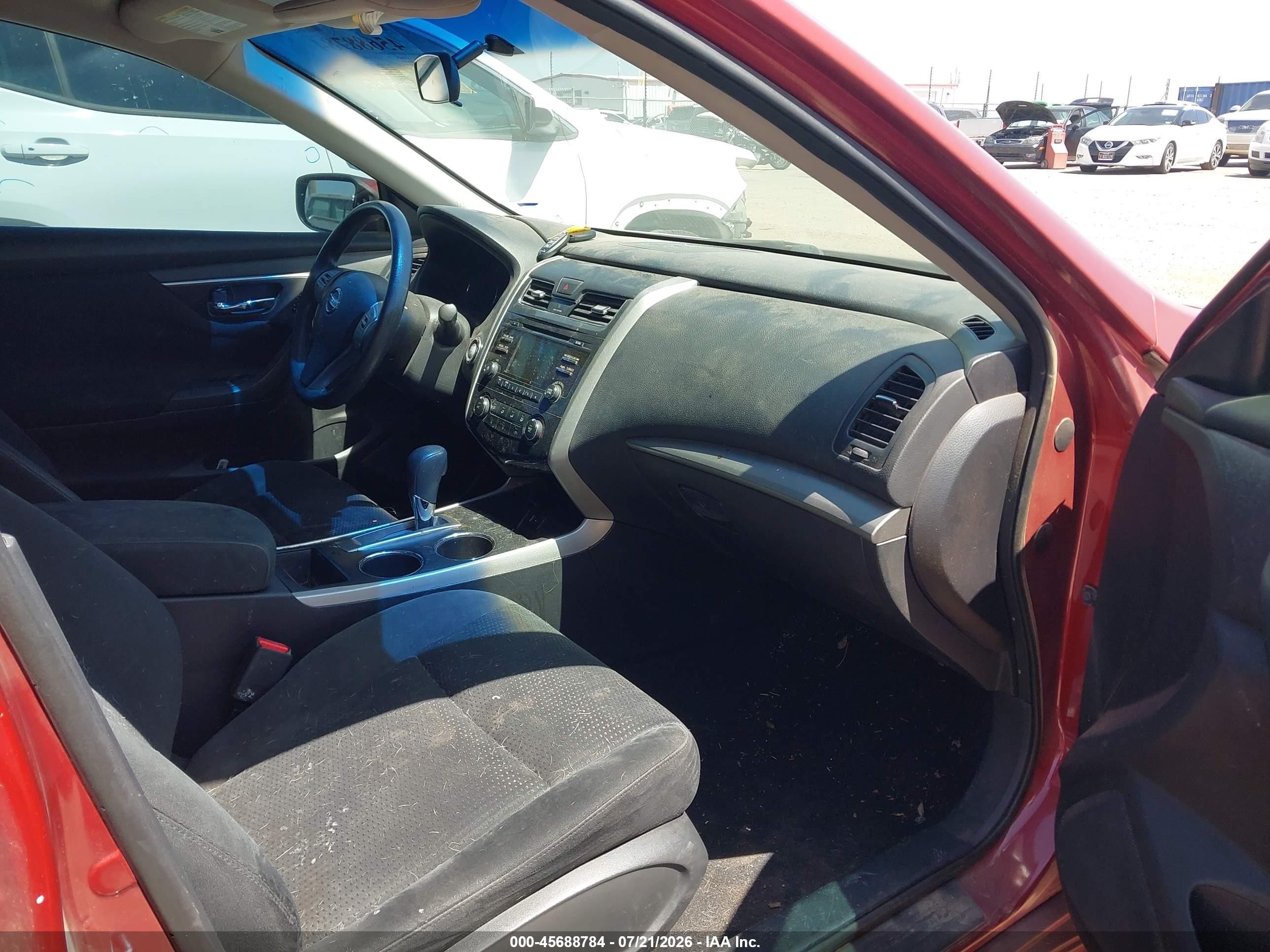 2015 Nissan Altima 2.5/2.5 S/2.5 Sl/2.5 Sv Red vin: 1N4AL3AP9FC181461