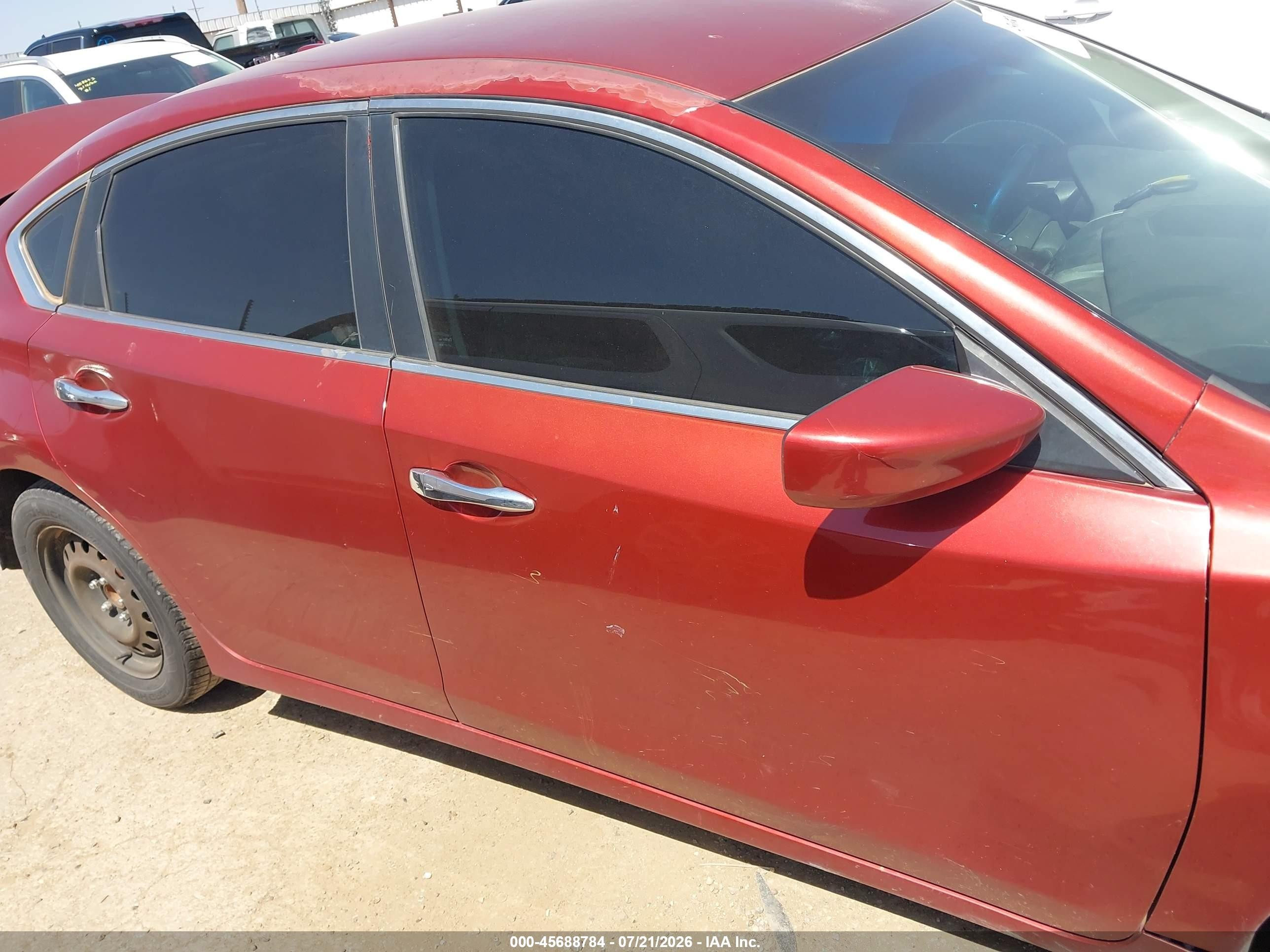 2015 Nissan Altima 2.5/2.5 S/2.5 Sl/2.5 Sv Red vin: 1N4AL3AP9FC181461