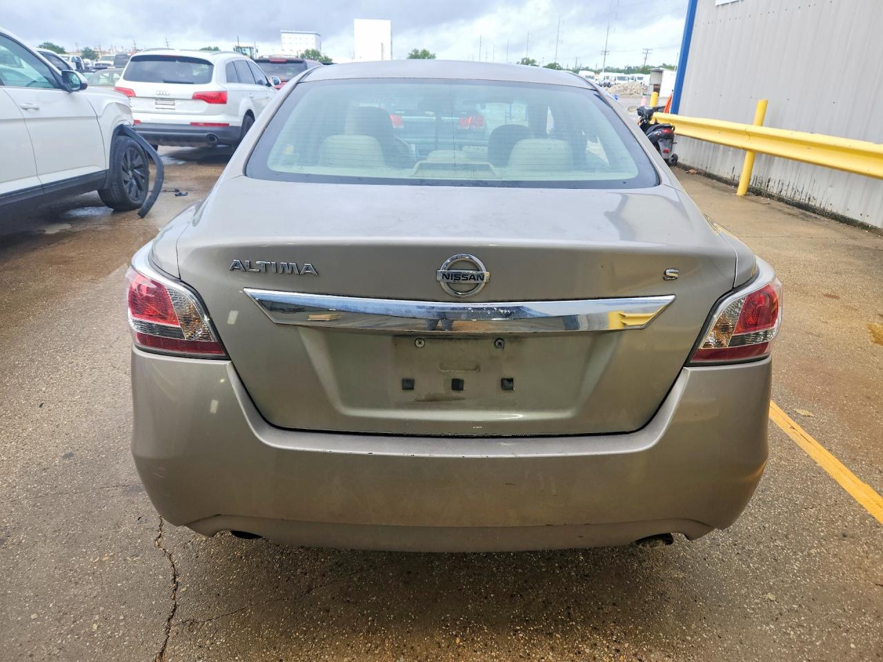 2015 Nissan Altima 2.5 S Бежевый vin: 1N4AL3AP9FC197644