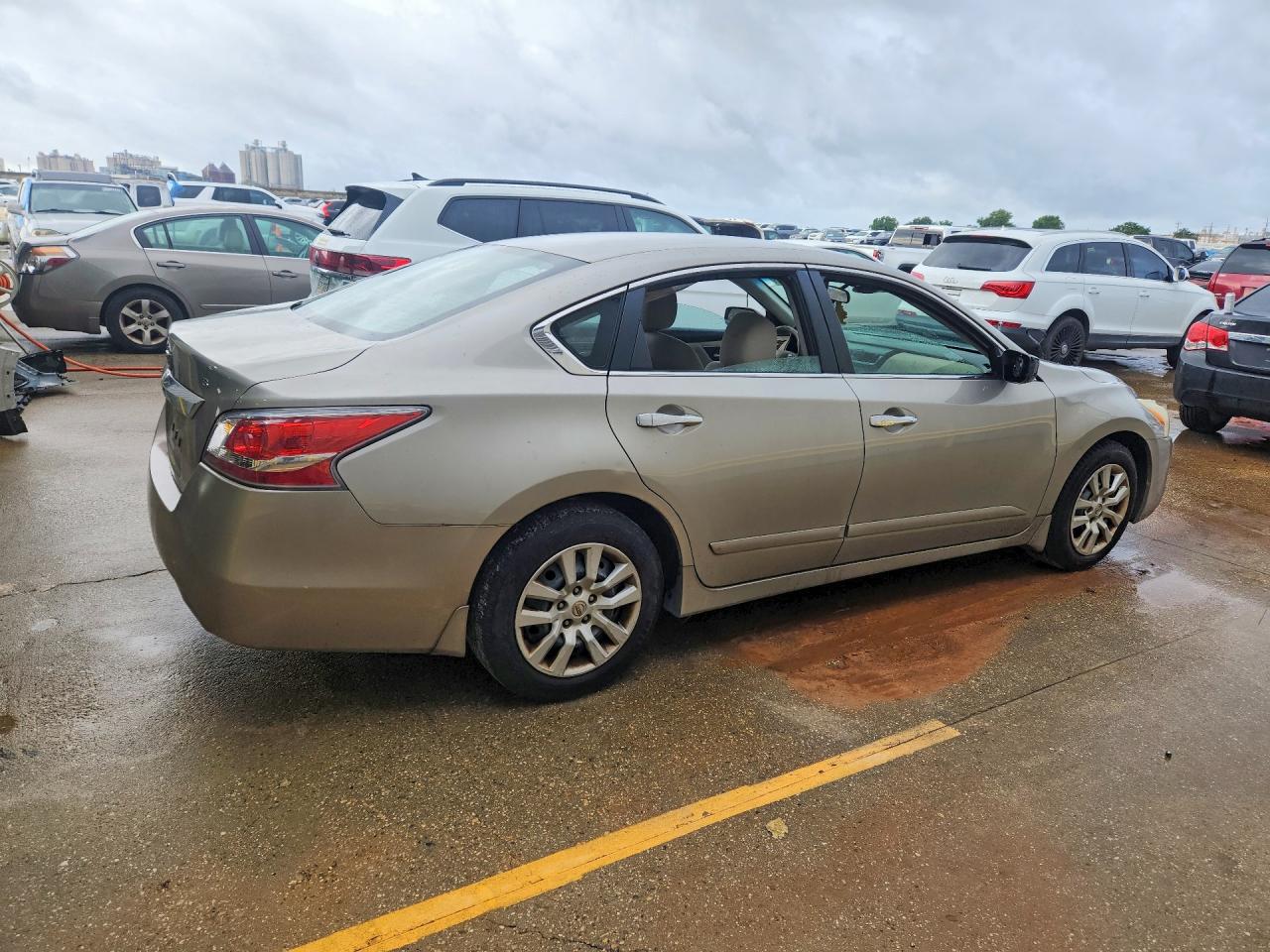 2015 Nissan Altima 2.5 S Бежевый vin: 1N4AL3AP9FC197644