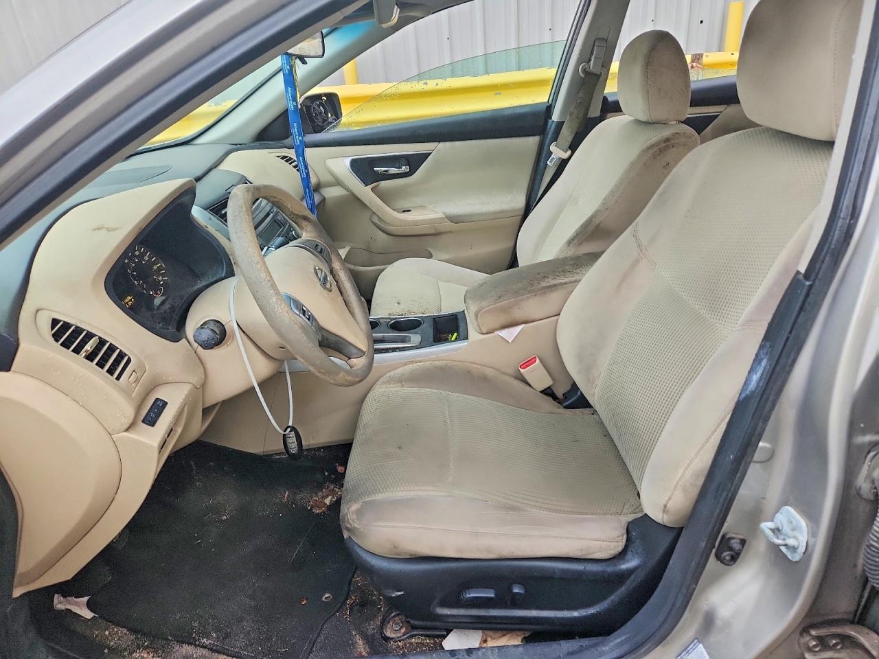 2015 Nissan Altima 2.5 S Бежевый vin: 1N4AL3AP9FC197644