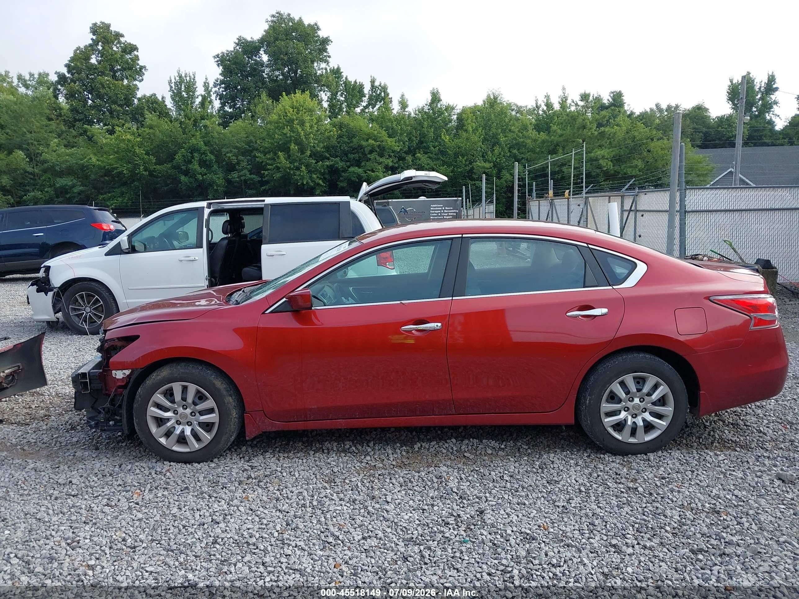 2015 Nissan Altima 2.5 S Red vin: 1N4AL3AP9FC201515