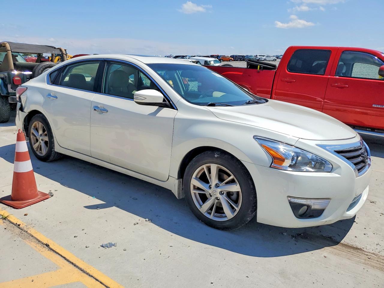 2015 Nissan Altima 2.5 Sv White vin: 1N4AL3AP9FC204849