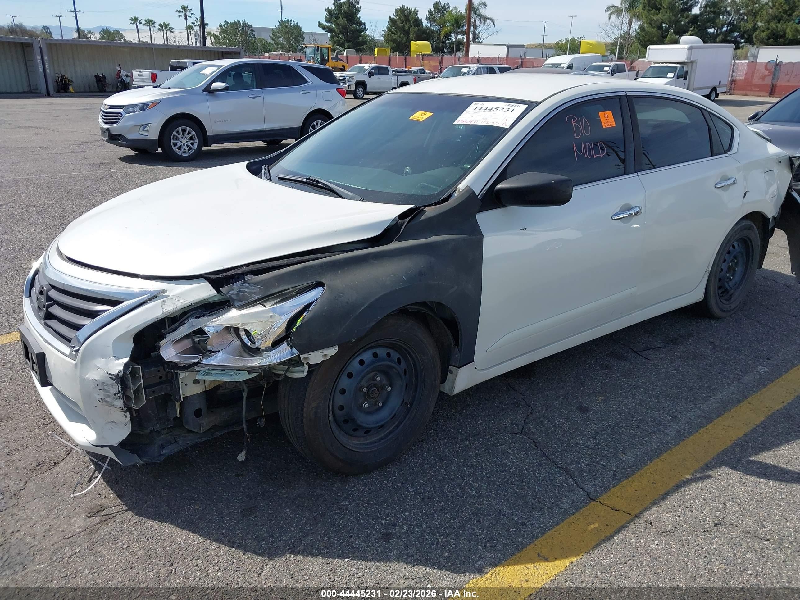 2015 Nissan Altima 2.5/2.5 S/2.5 Sl/2.5 Sv Белый vin: 1N4AL3AP9FC212000