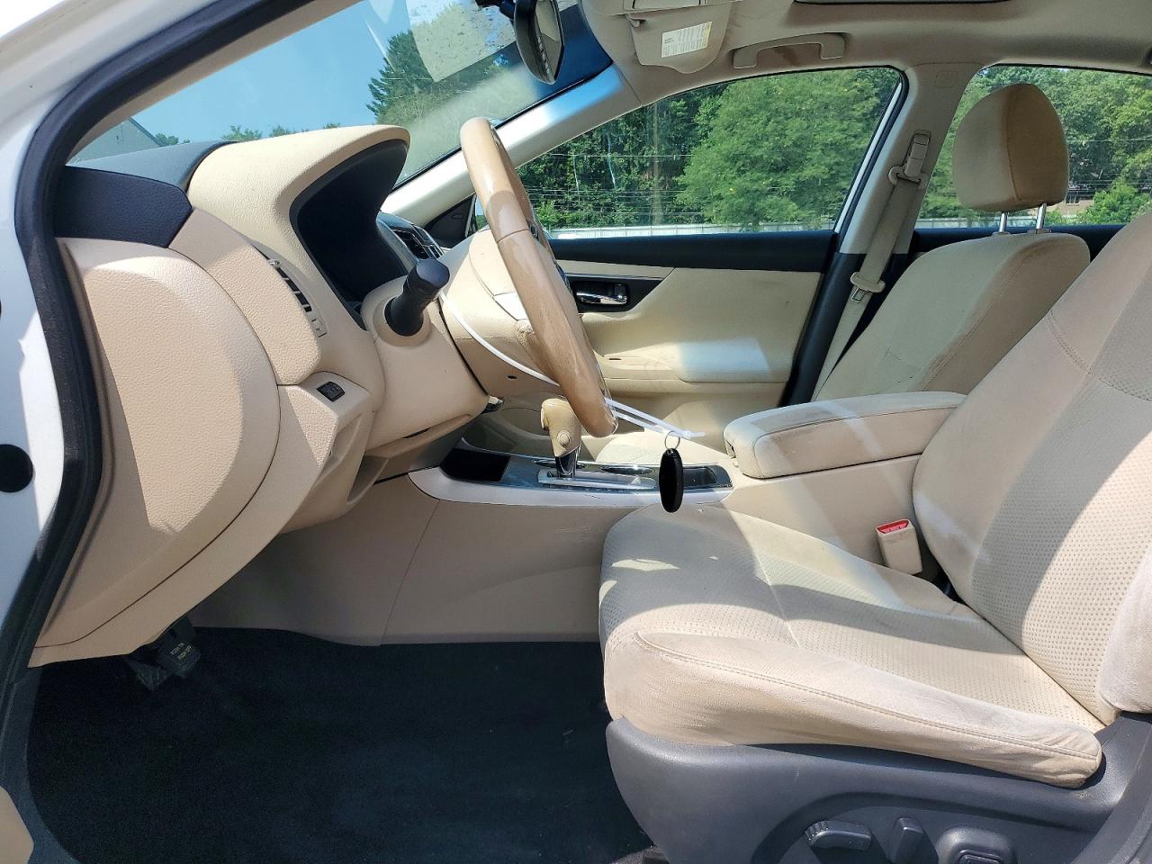2015 Nissan Altima 2.5 Sv White vin: 1N4AL3AP9FC219321