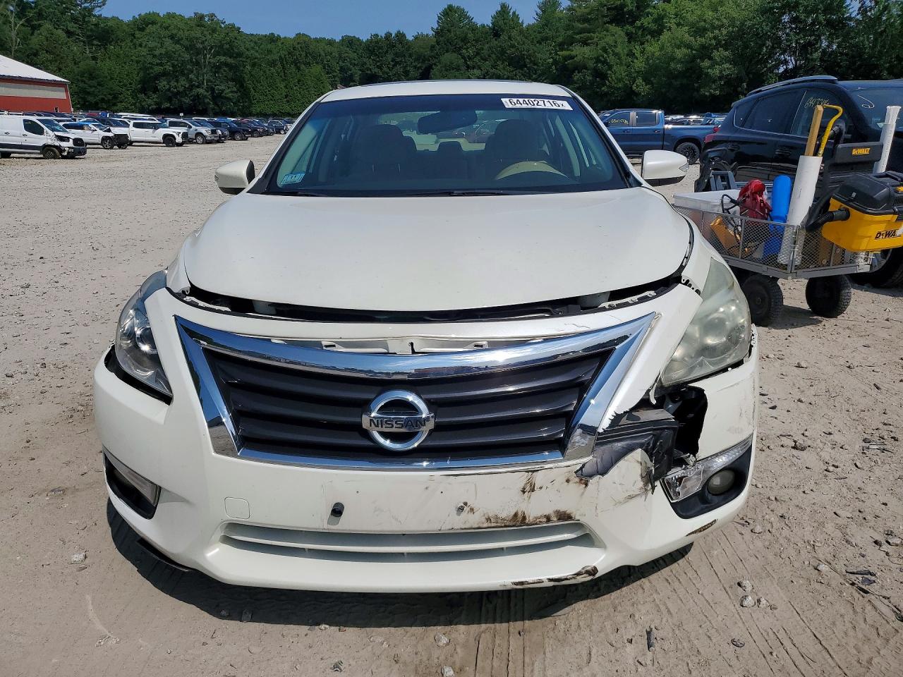2015 Nissan Altima 2.5 Sv White vin: 1N4AL3AP9FC219321
