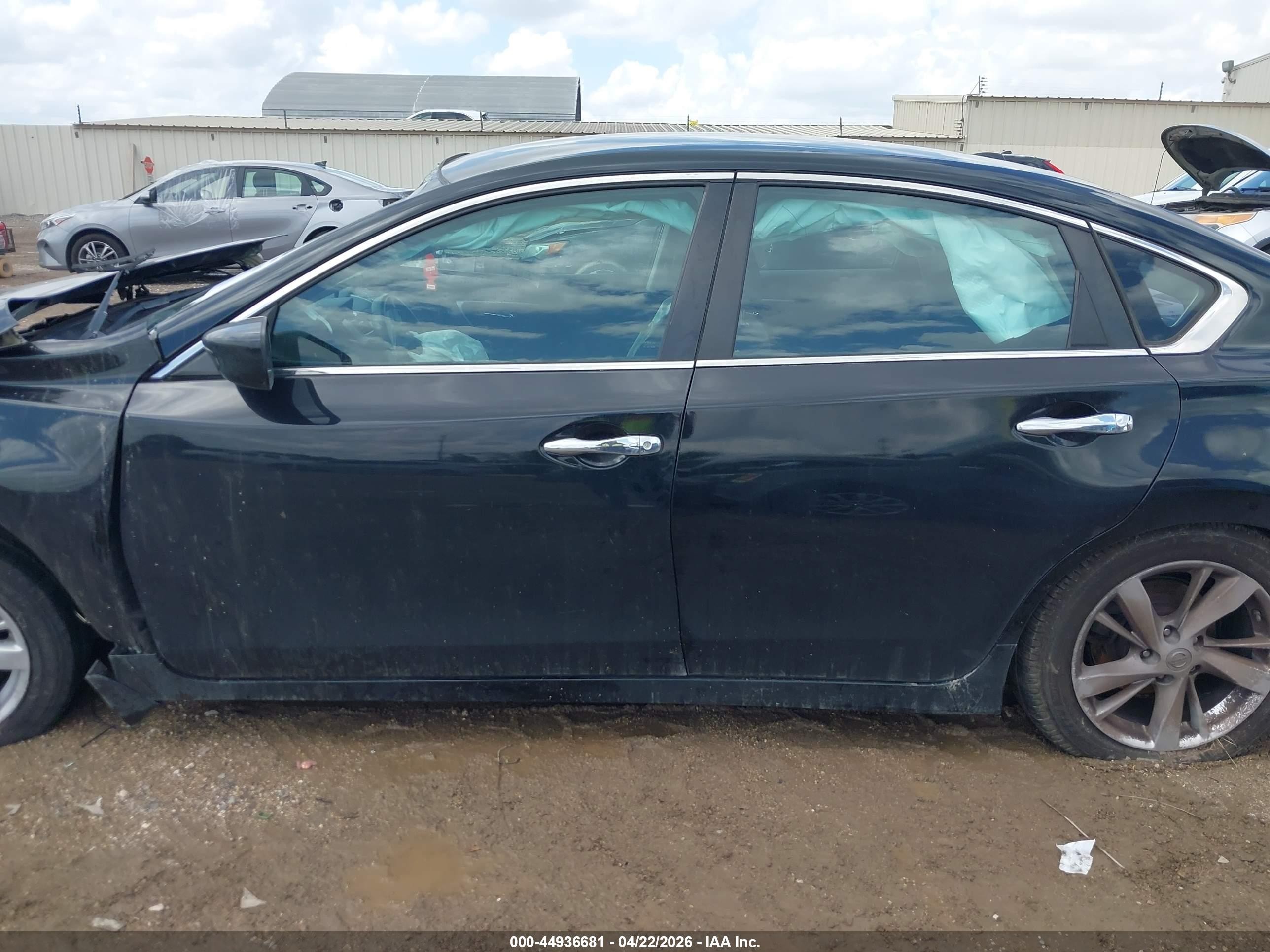 2015 Nissan Altima 2.5 Sv Black vin: 1N4AL3AP9FC223238